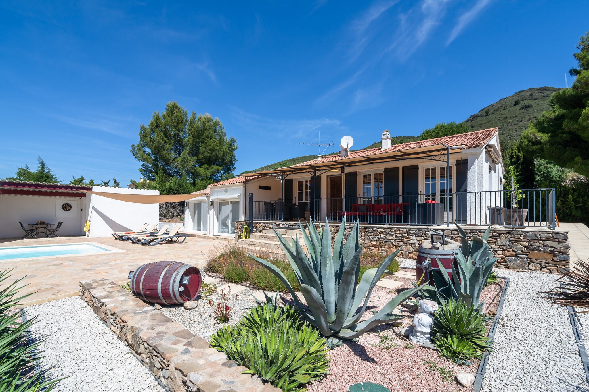 Schöne Villa in Roquebrun mit beheizbarem, eigenem Pool