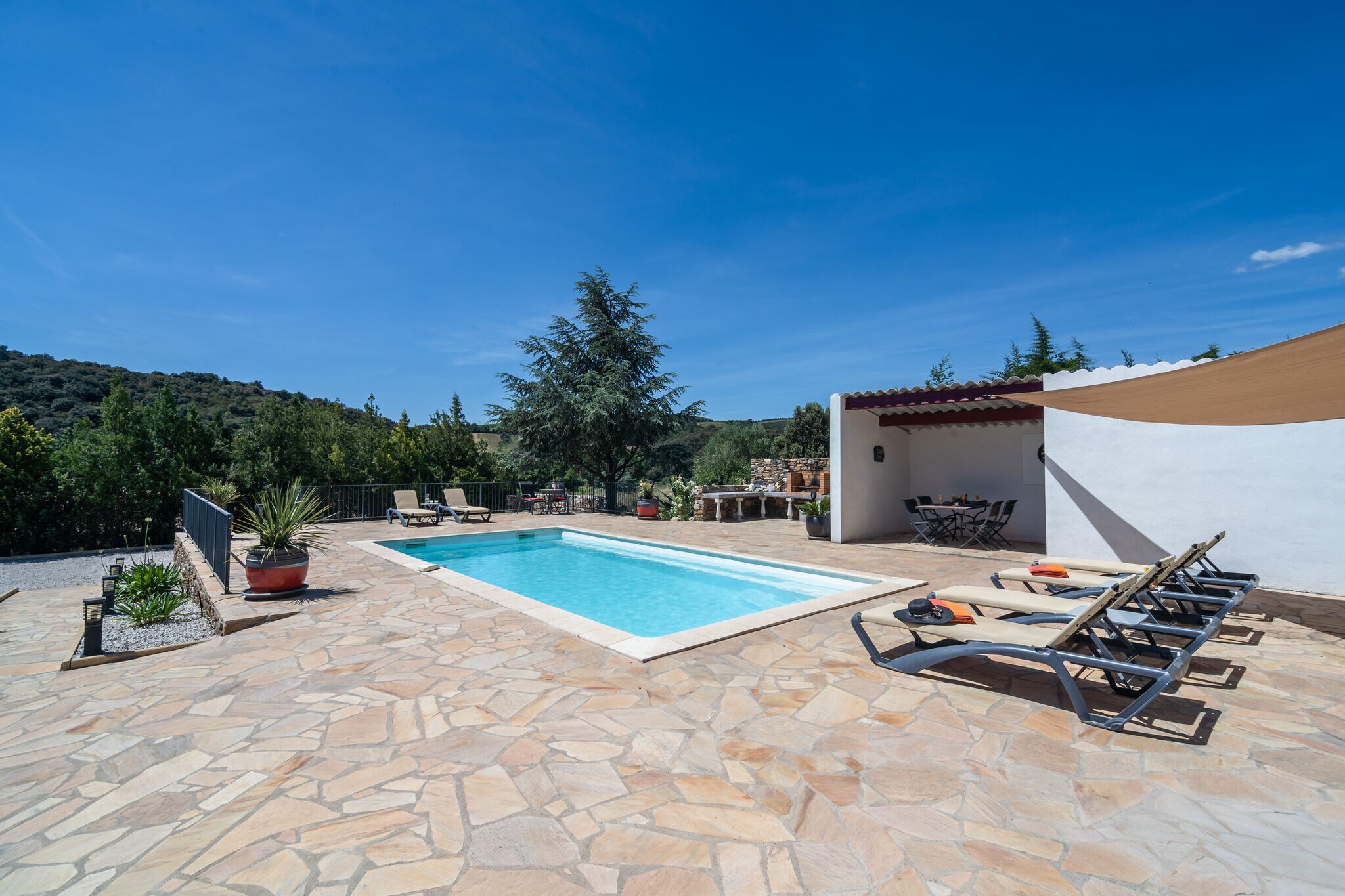 Schöne Villa in Roquebrun mit beheizbarem, eigenem Pool