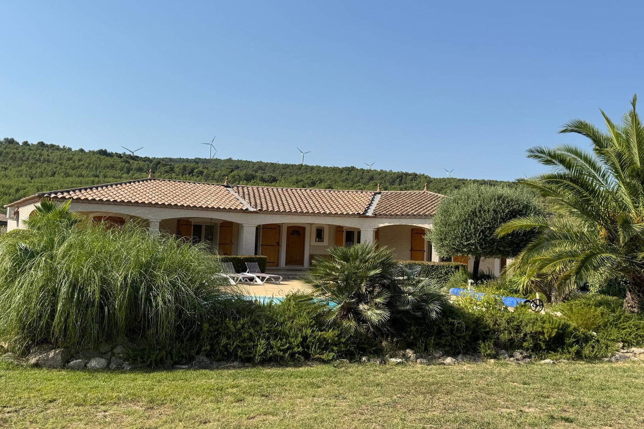 Villa l'Olivier - Buitenkant zomer