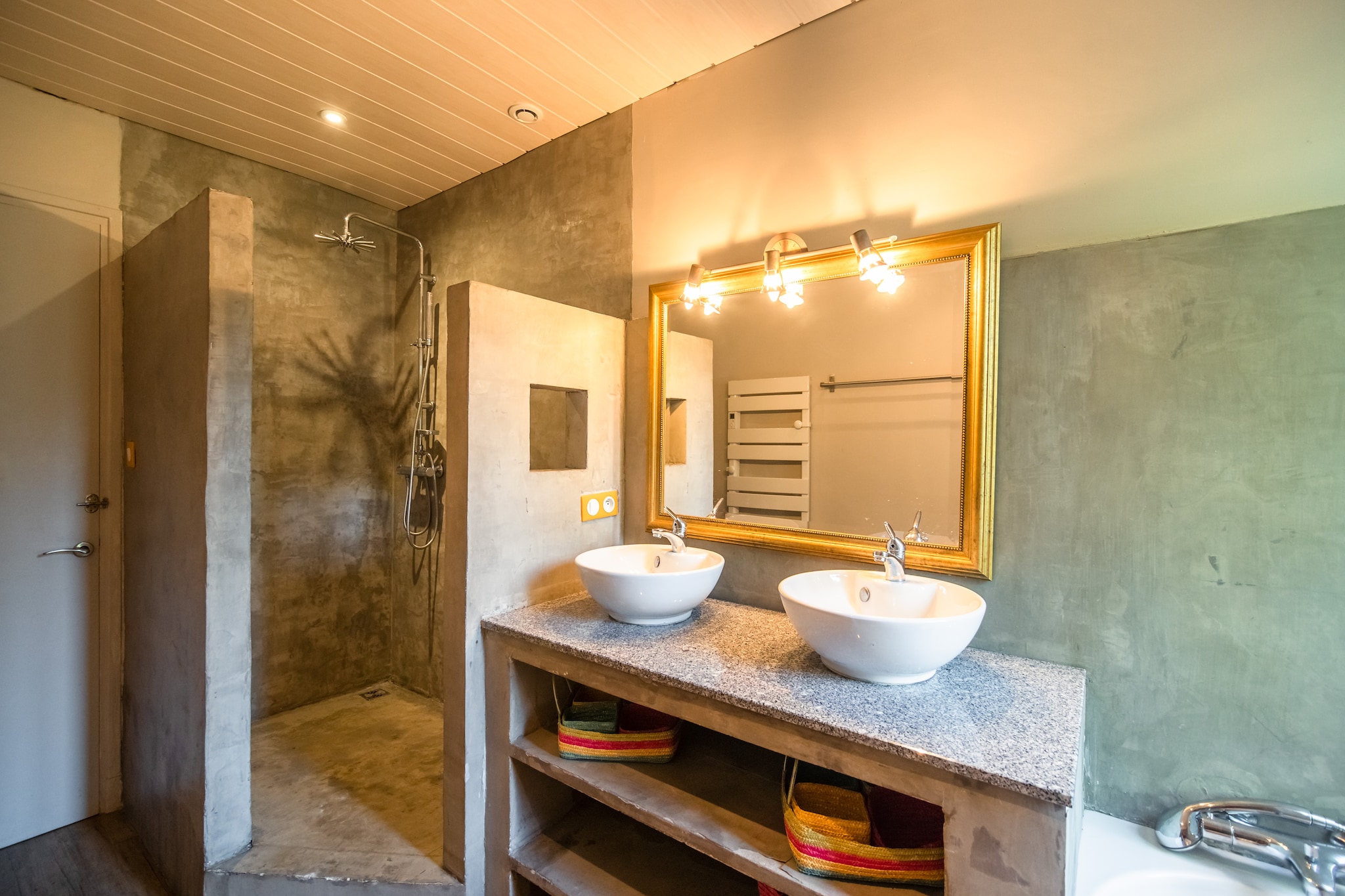 Bath Room