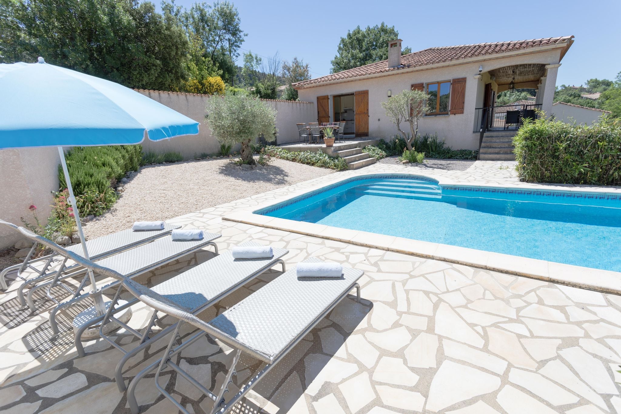 Royale villa met uitzicht en verwarmbaar privézwembad