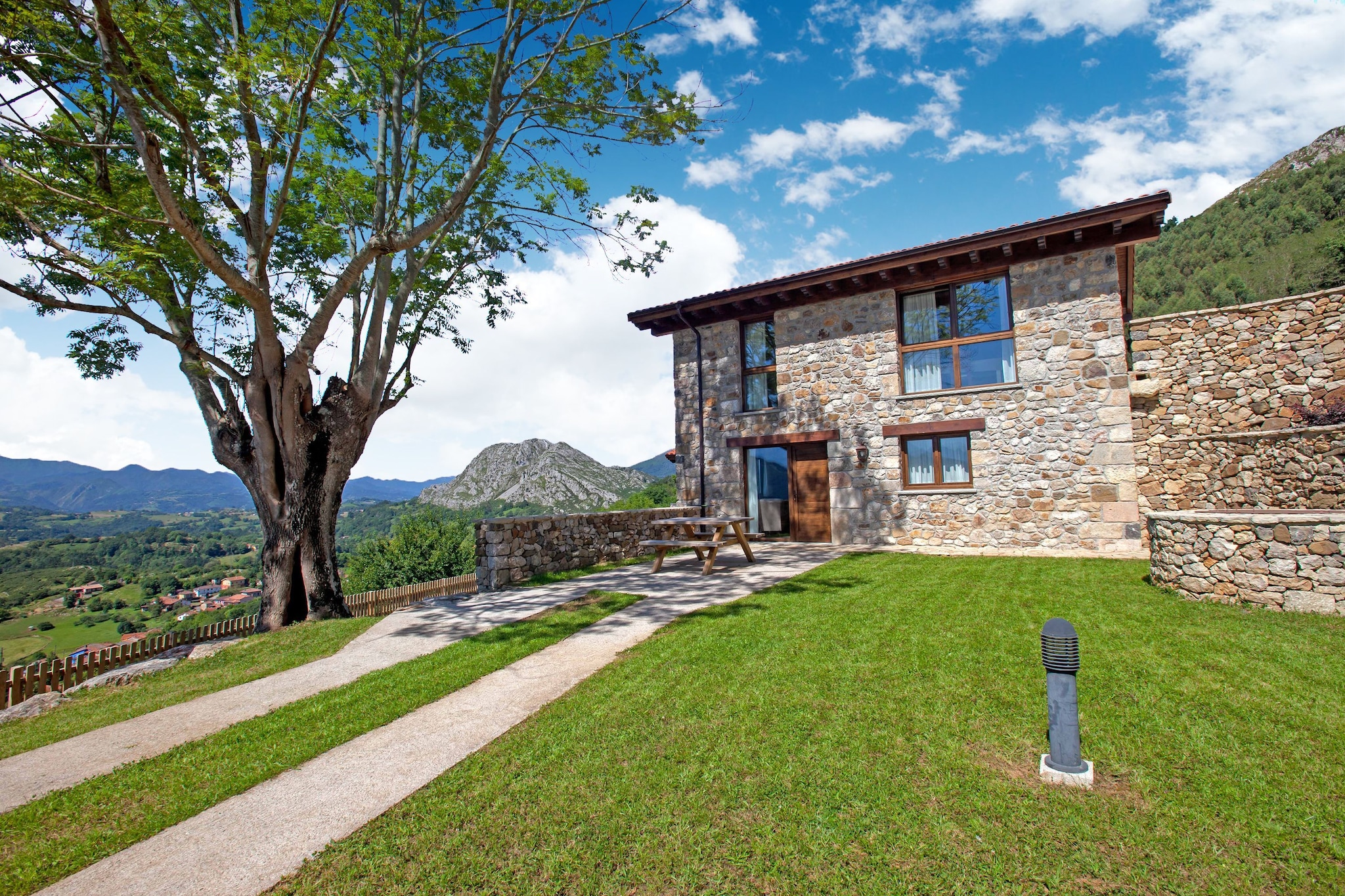 Exterior Summer