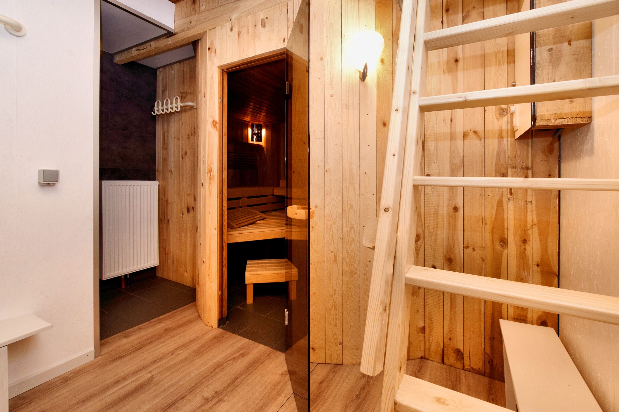 Vakantiehuis Daverdisse max. 14 personen 5 slaapkamers #38