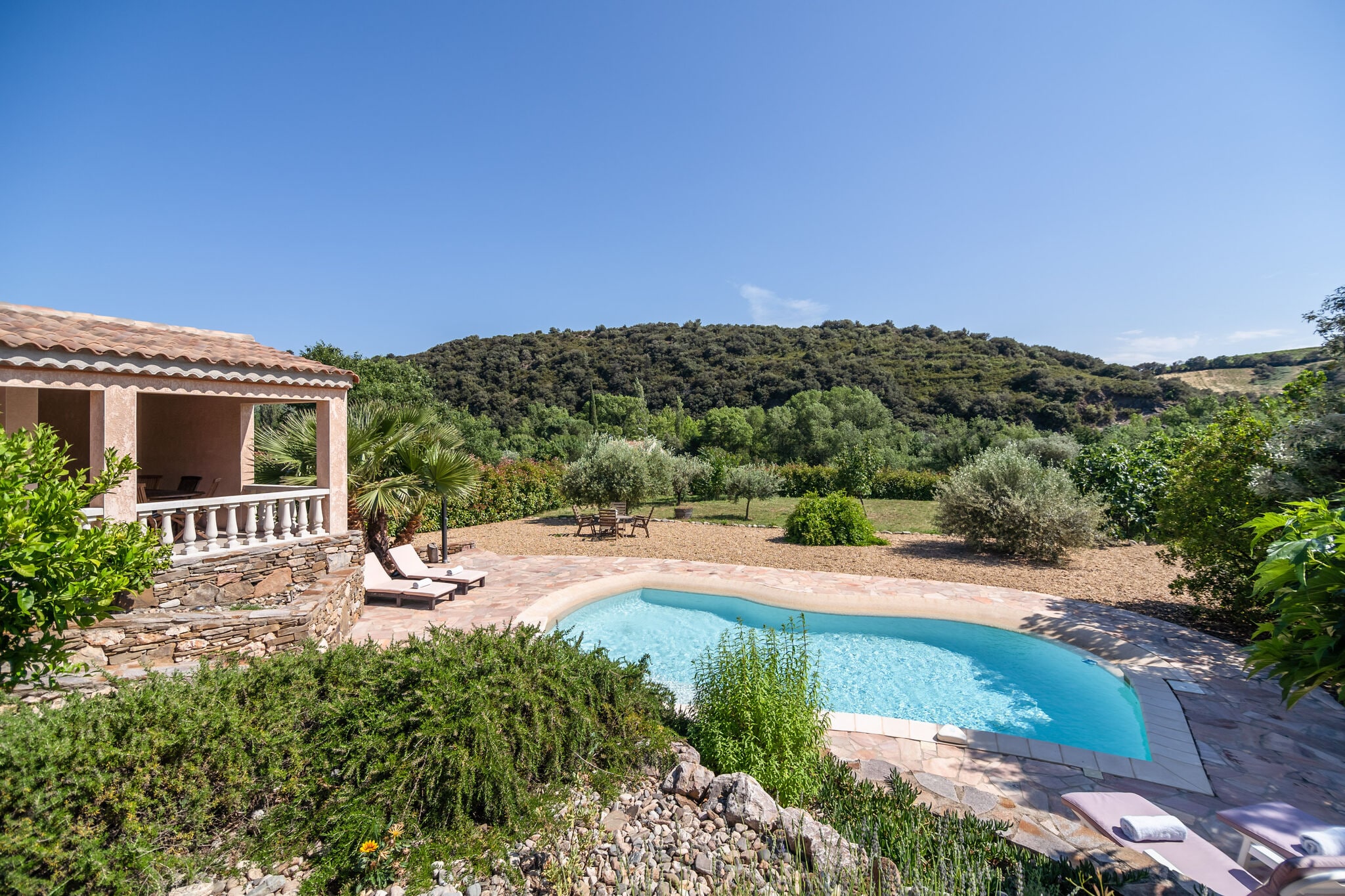 Großzügige Villa mit Swimmingpool in Roquebrun