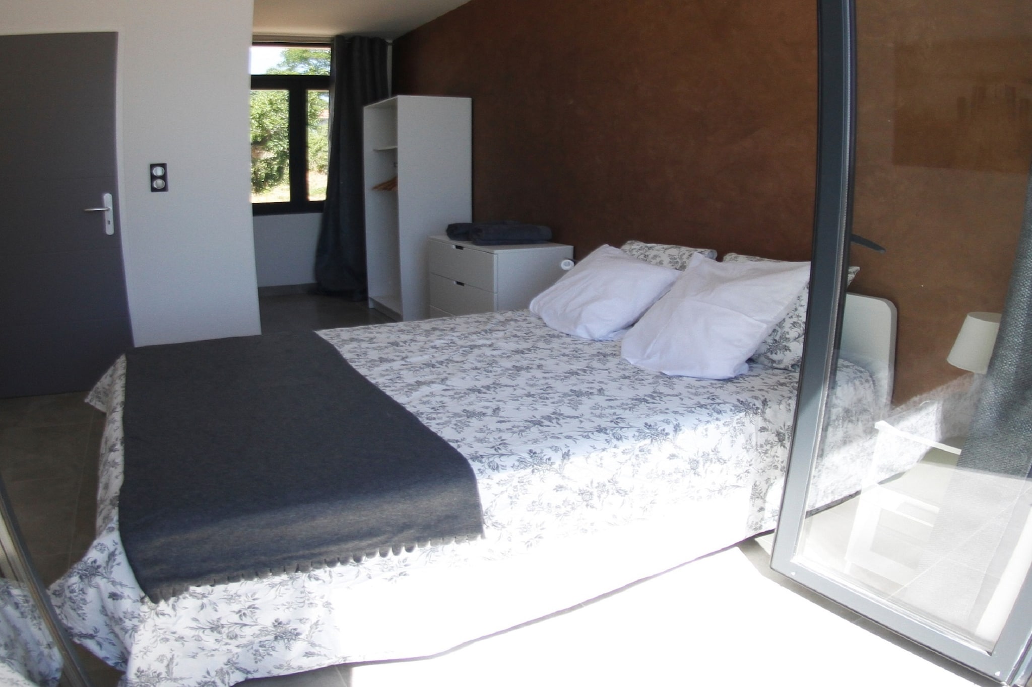 Villa moderne-Bedroom