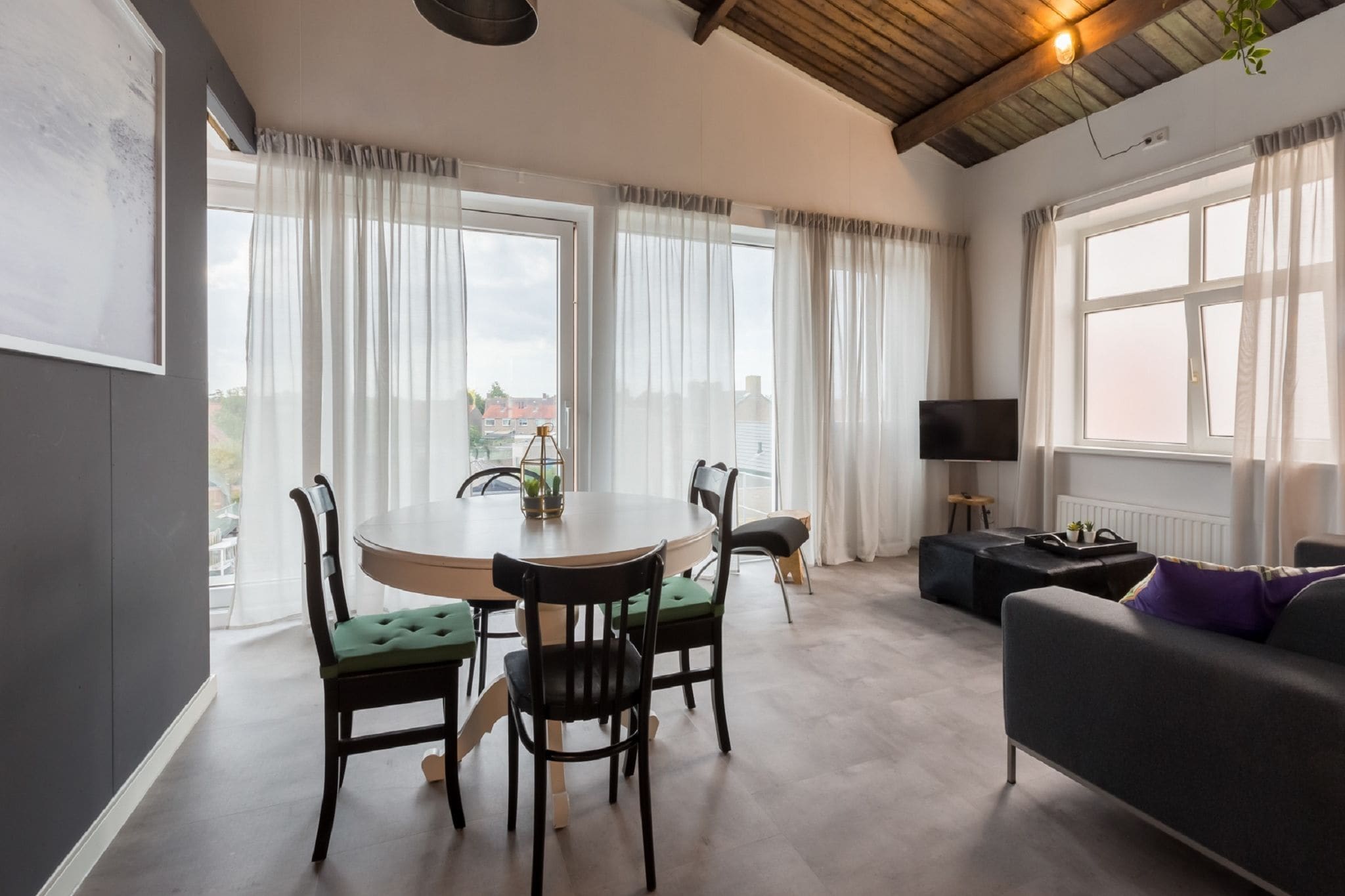 Lovely, modern, 4-person apartment in the heart of Koudekerke