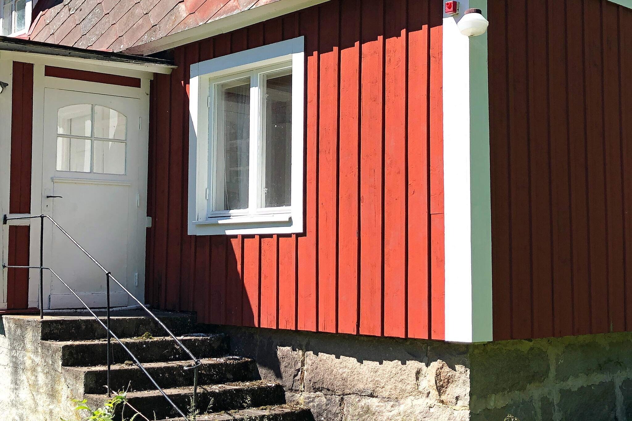 6 person holiday home in Hallabro