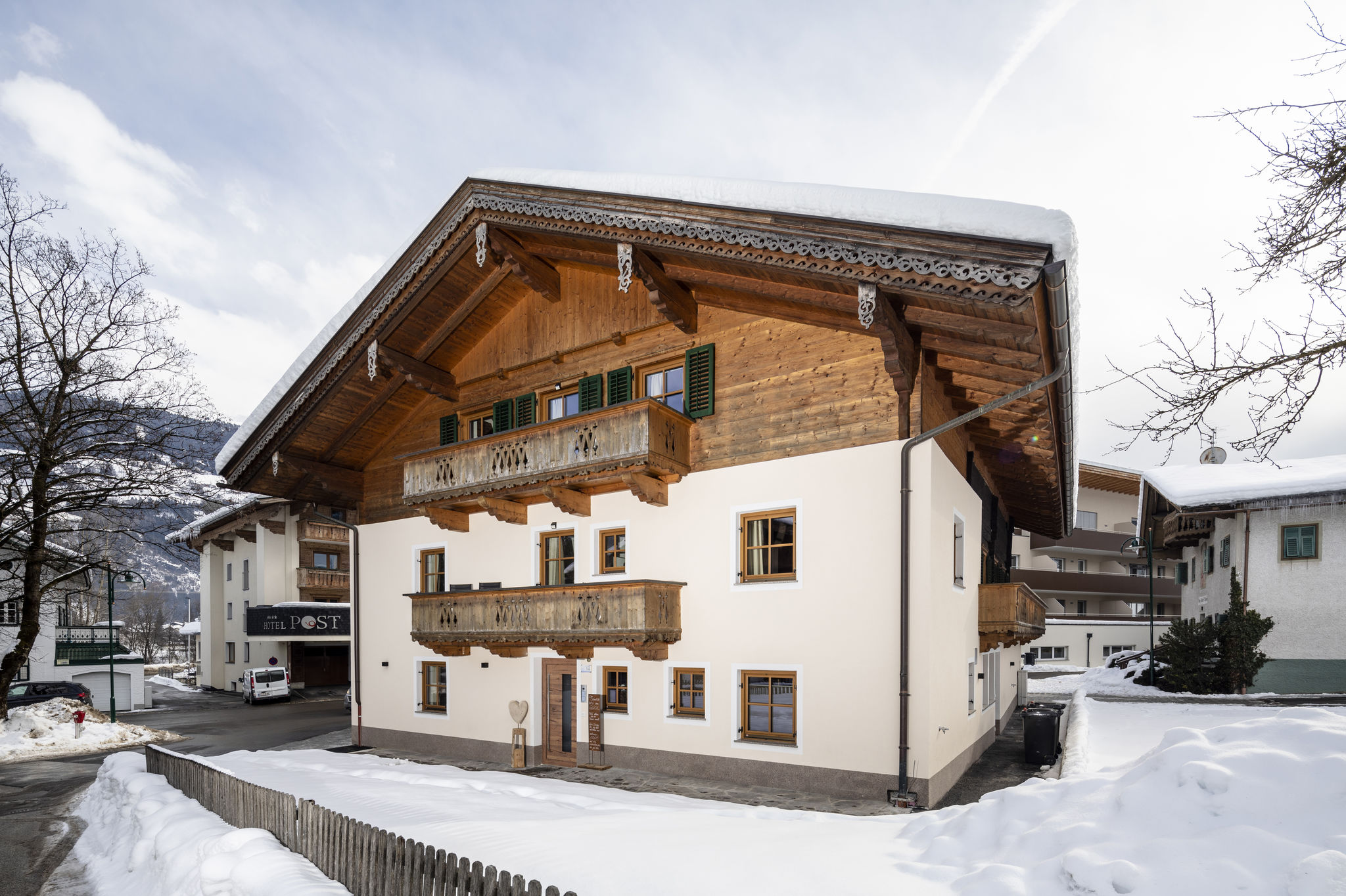 Comfortabel appartement in Tirol met een balkon
