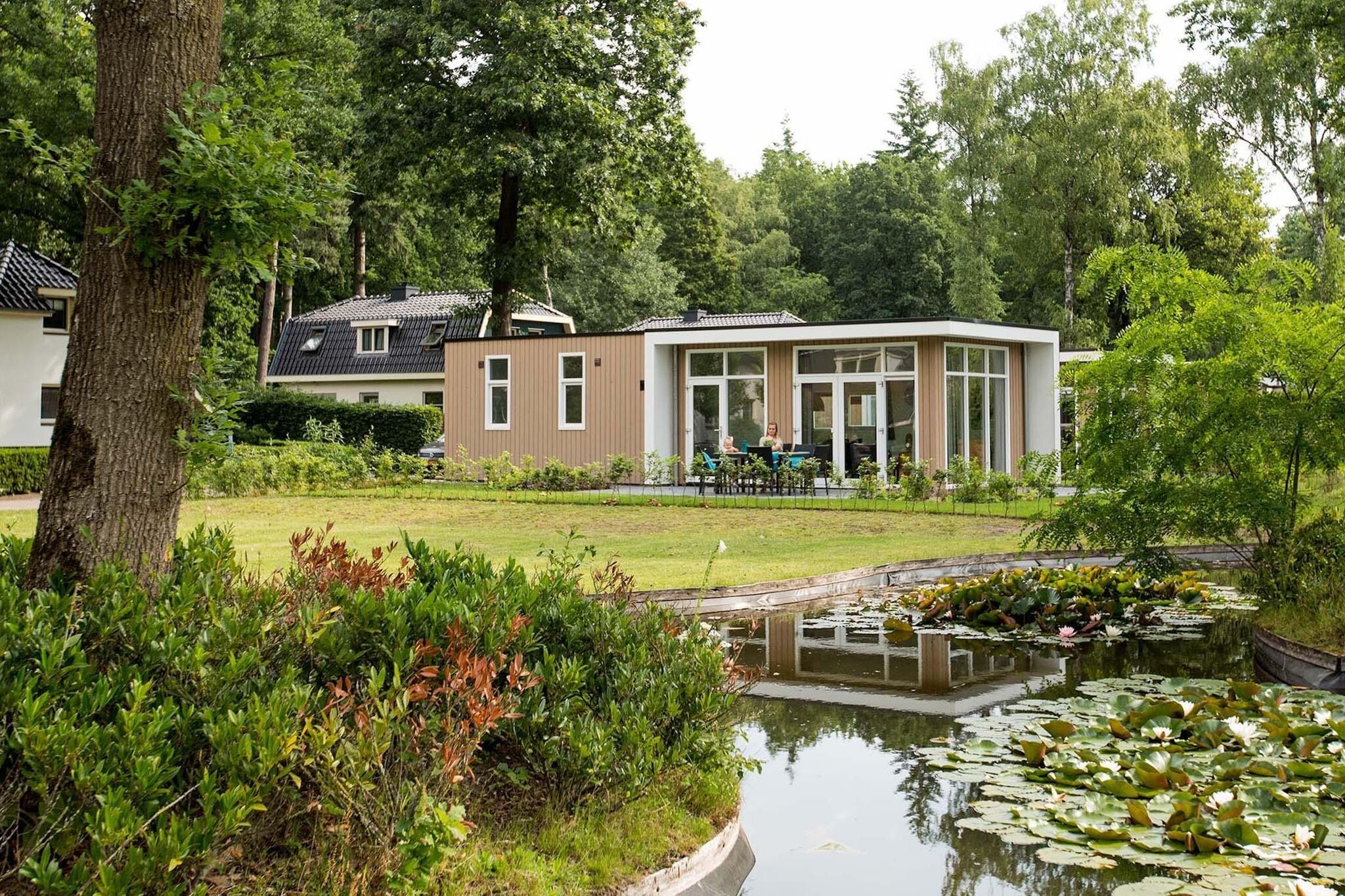 Nice chalet in the middle of De Veluwe