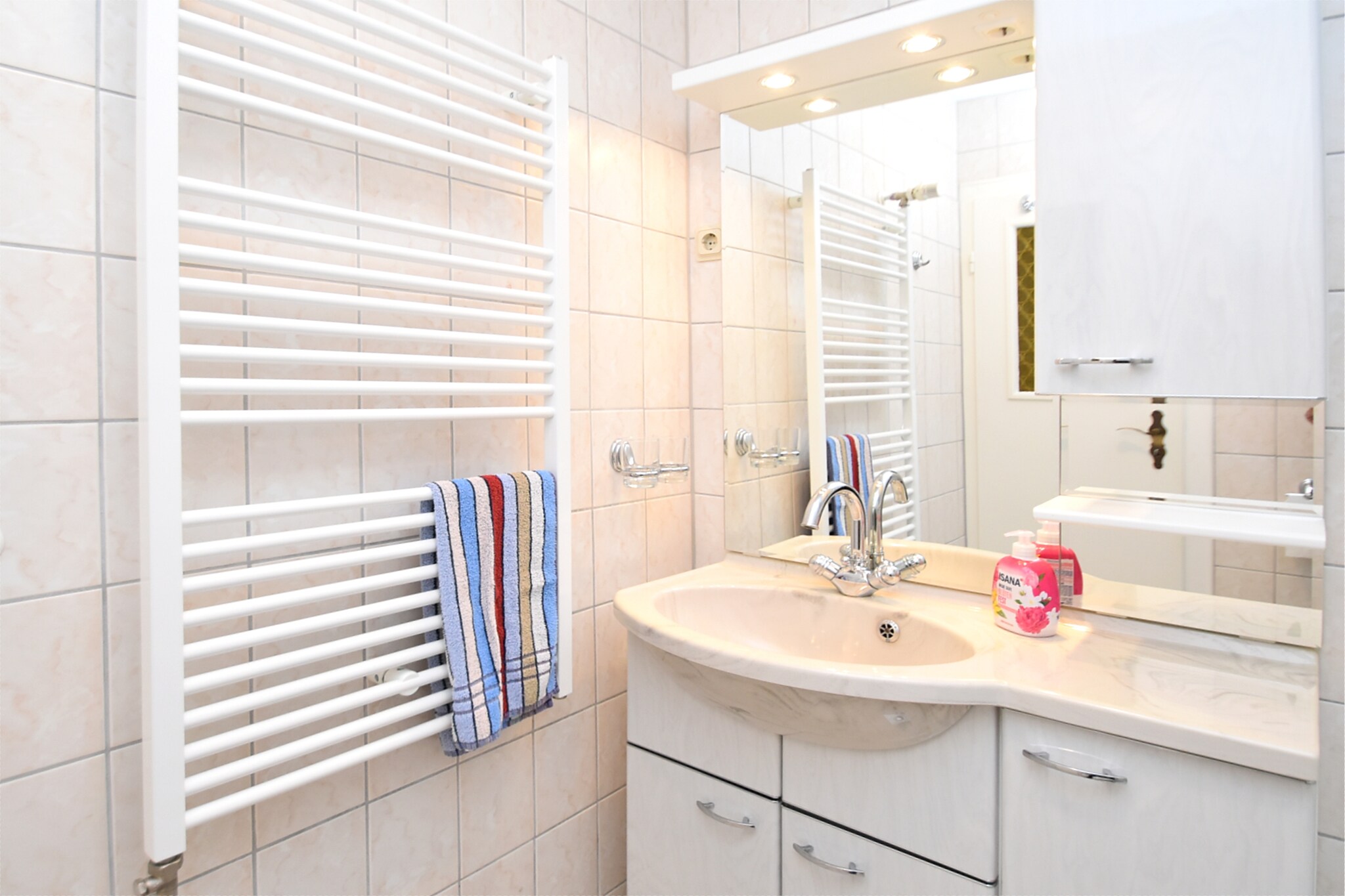 Family Fun Near Devil’s Wall