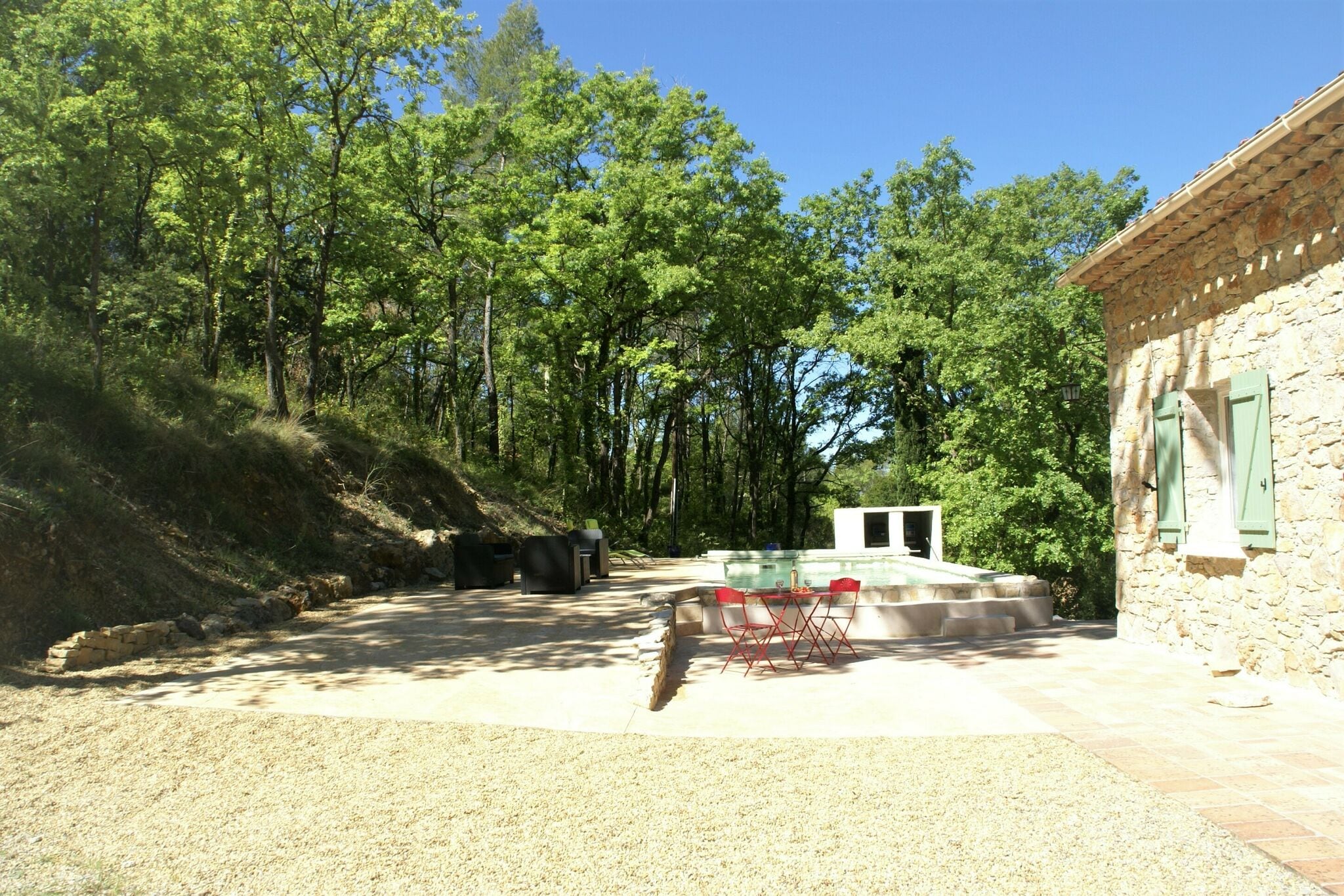 Romantic, holiday home in Flayosc with private swimming pool and in the forest!