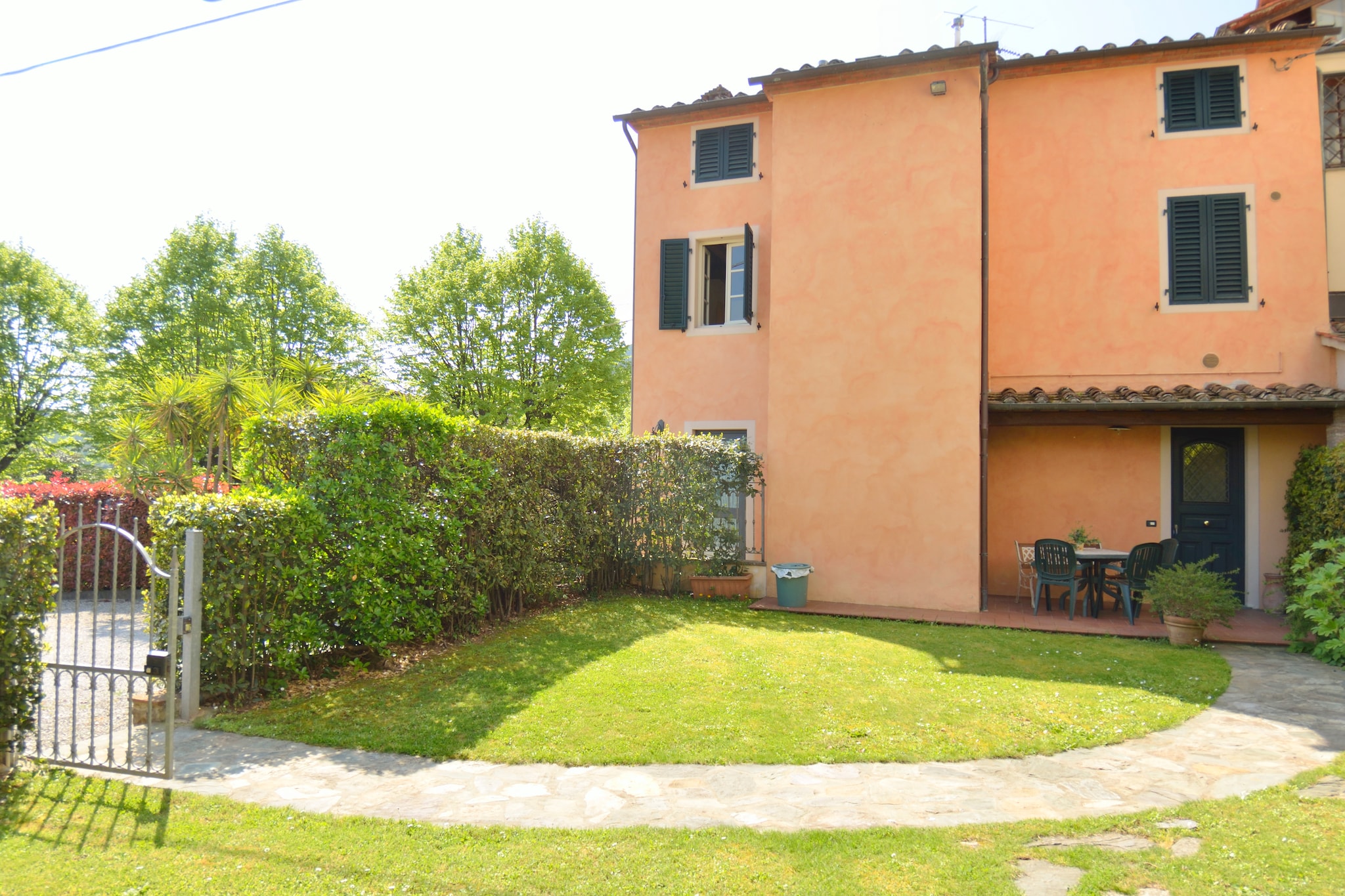 This holiday home in Pescaglia has 2 bedrooms where a family of 5 can stay comfortably. There is central heating, terrace, and barbecue to enjoy.



The medieval town of Castelvecchio is nearby to explore. You can enjoy relaxing strolls or mountain bikes tours and admire the beautiful Tuscan countryside including places like  Ruota, San Ginese di Compito, Sant'Andrea, San Giusto, and the olive yards and vineyards. Enjoy Tuscan cuisine restaurants at 650 m and pizzarias at 450 m. Supermarkets are at 1 km. Relax with the thermal baths of San Giuliano at 20 km and also visit the Versilian beaches at 40 km. If you love history you can visit the art cities like  Lucca at 14 km, Pisa at 26 km and Florence at 76 km. 



The home is cozy with central heating and fireplace in the living room. You can enjoy a barbecue from the terrace or admire the evening sky from the garden. Guests can also use the free WiFi and parking. 



Check-in between 4 Â– 6 PM and check-out between 9 Â– 10 AM.