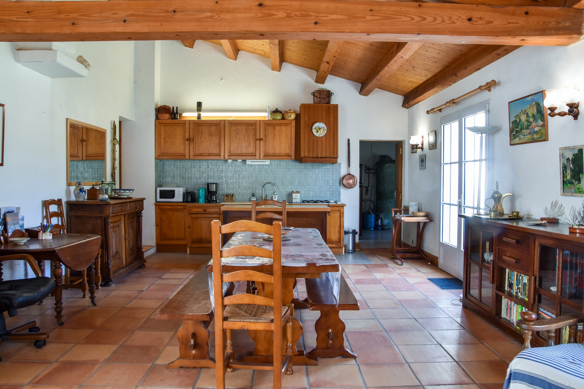 Spacious Holiday Home near Sea in Loix