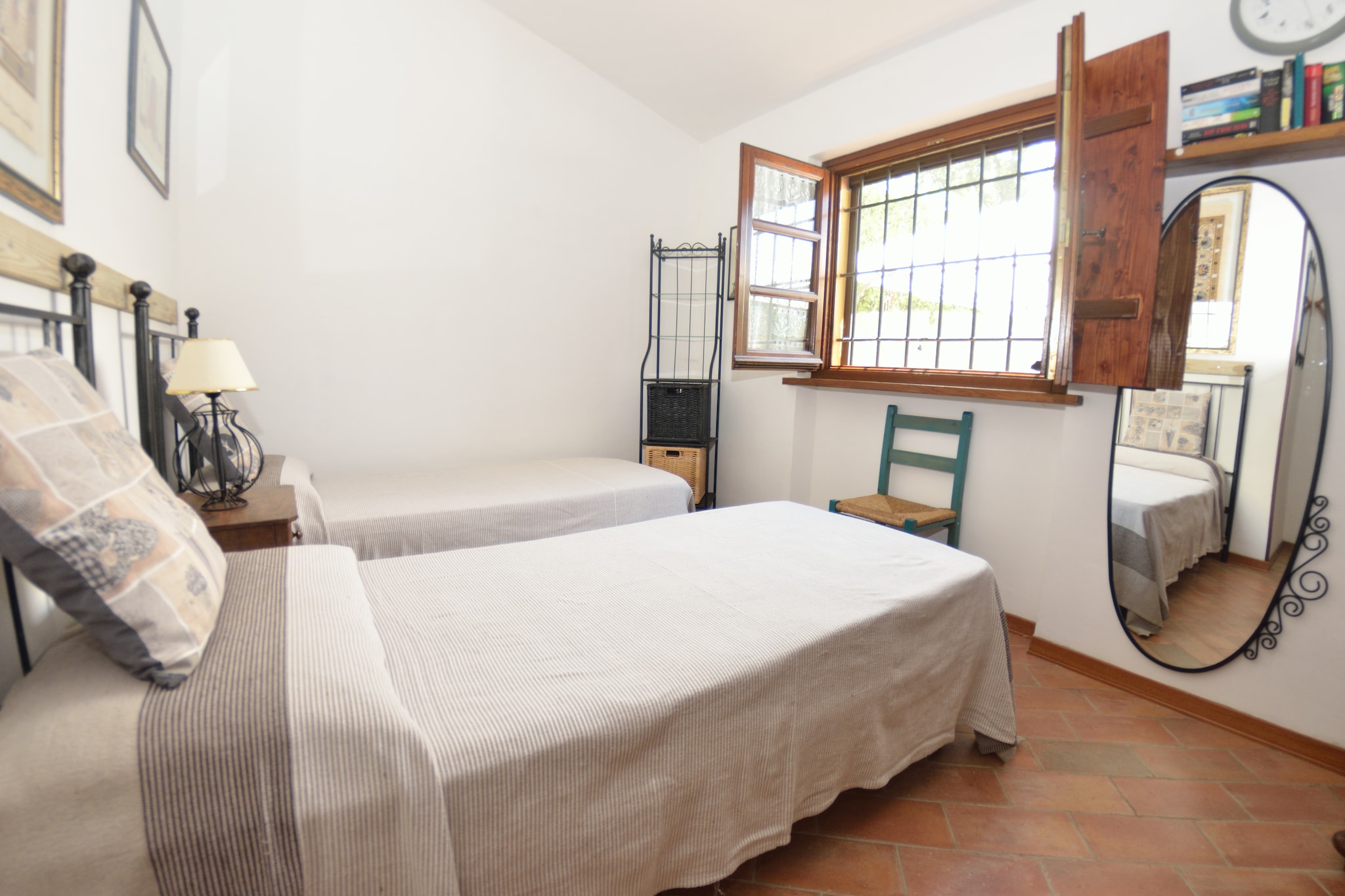 Bed Room