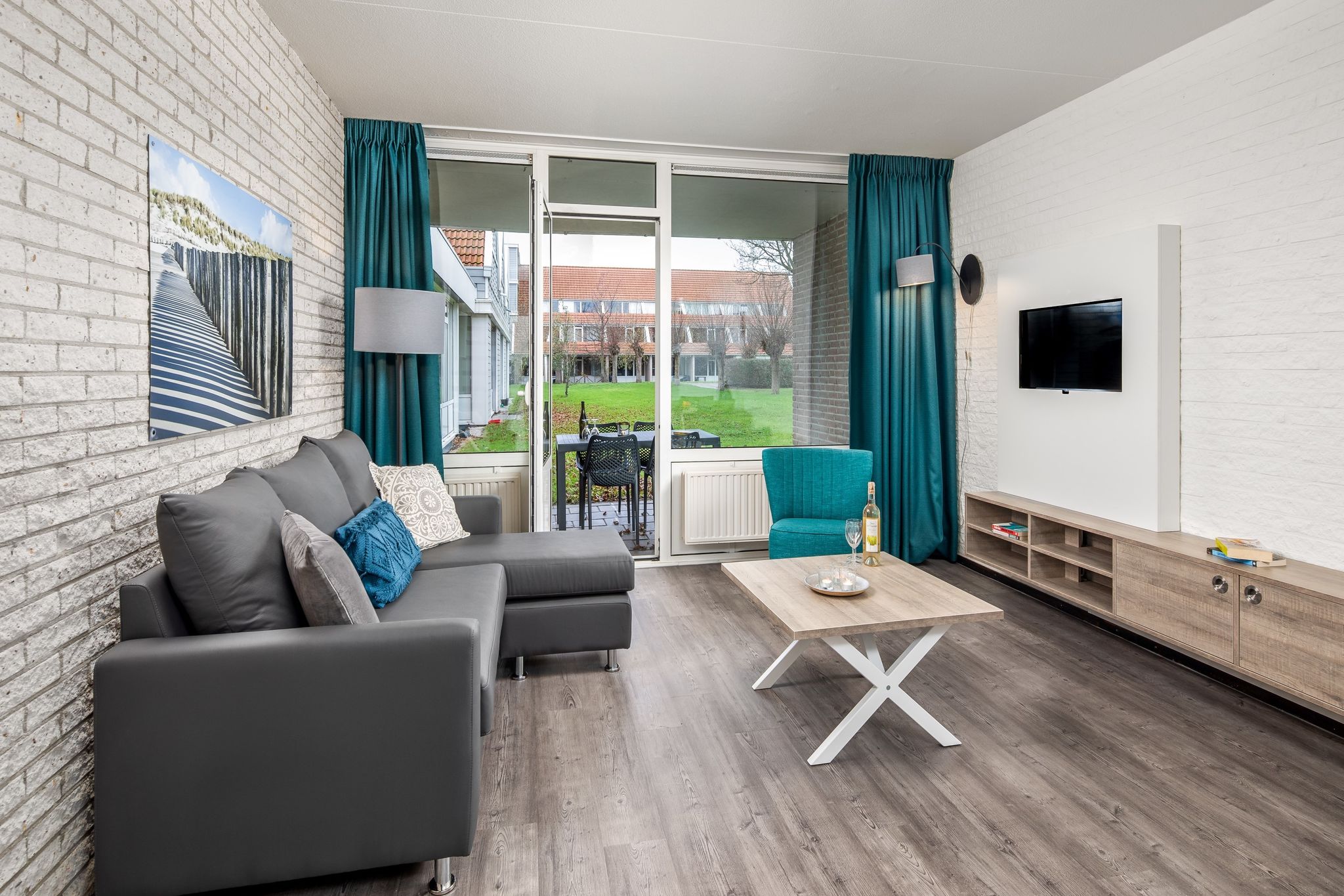 Restyled apartment with dishwasher, near Grevelingen Lake