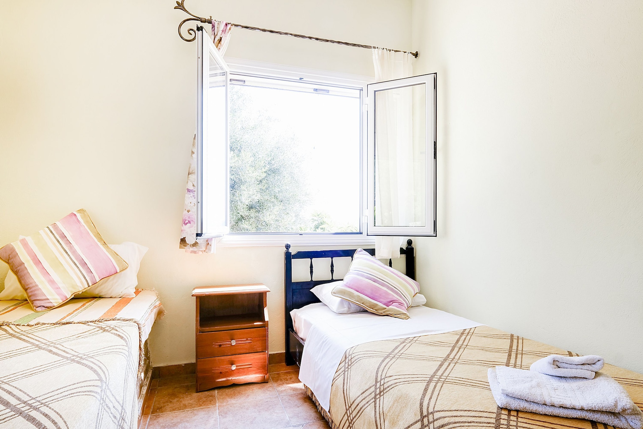 Bed Room