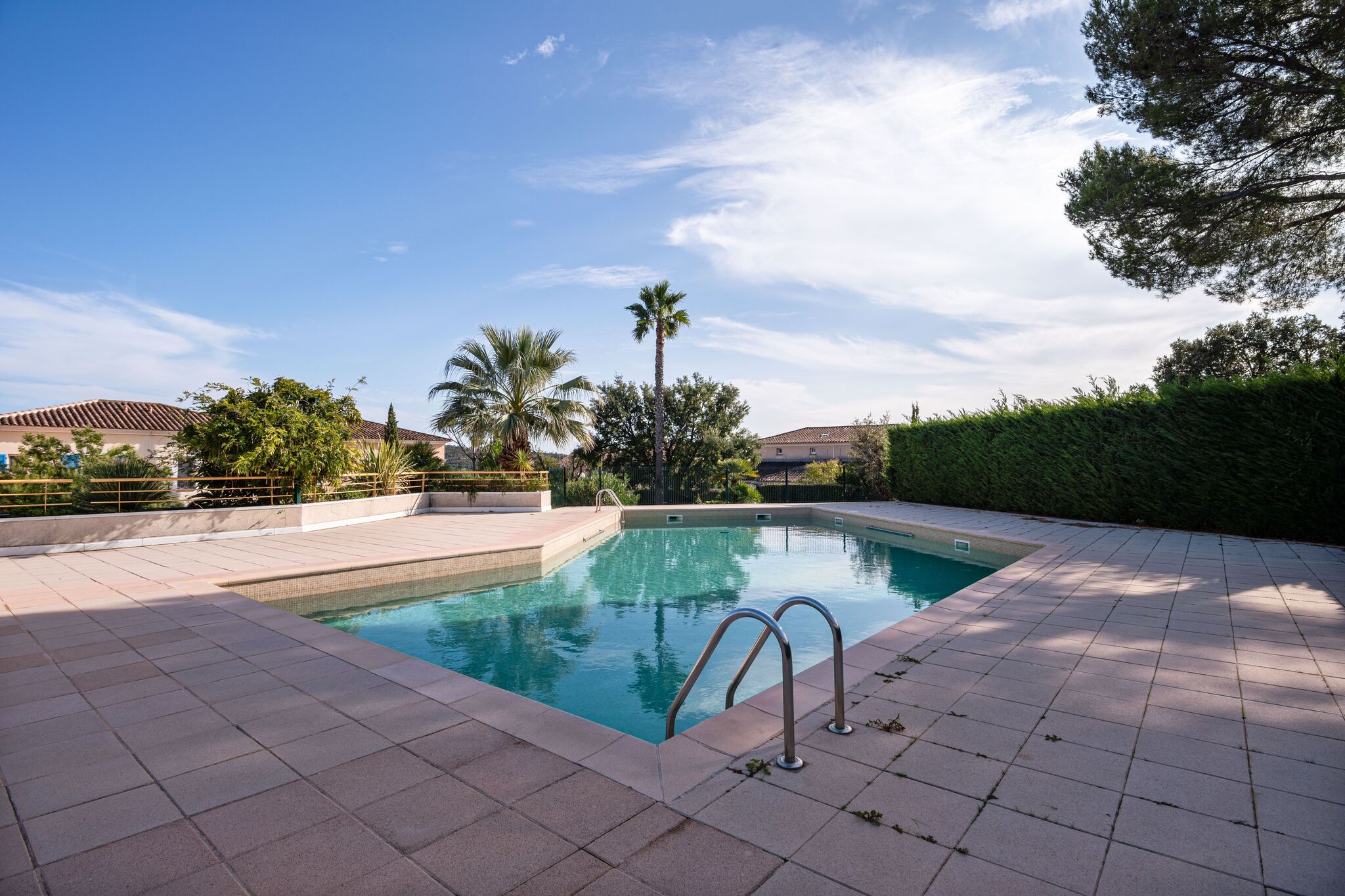 Moderne vakantiewoning iSaint-Raphaël met privézwembad