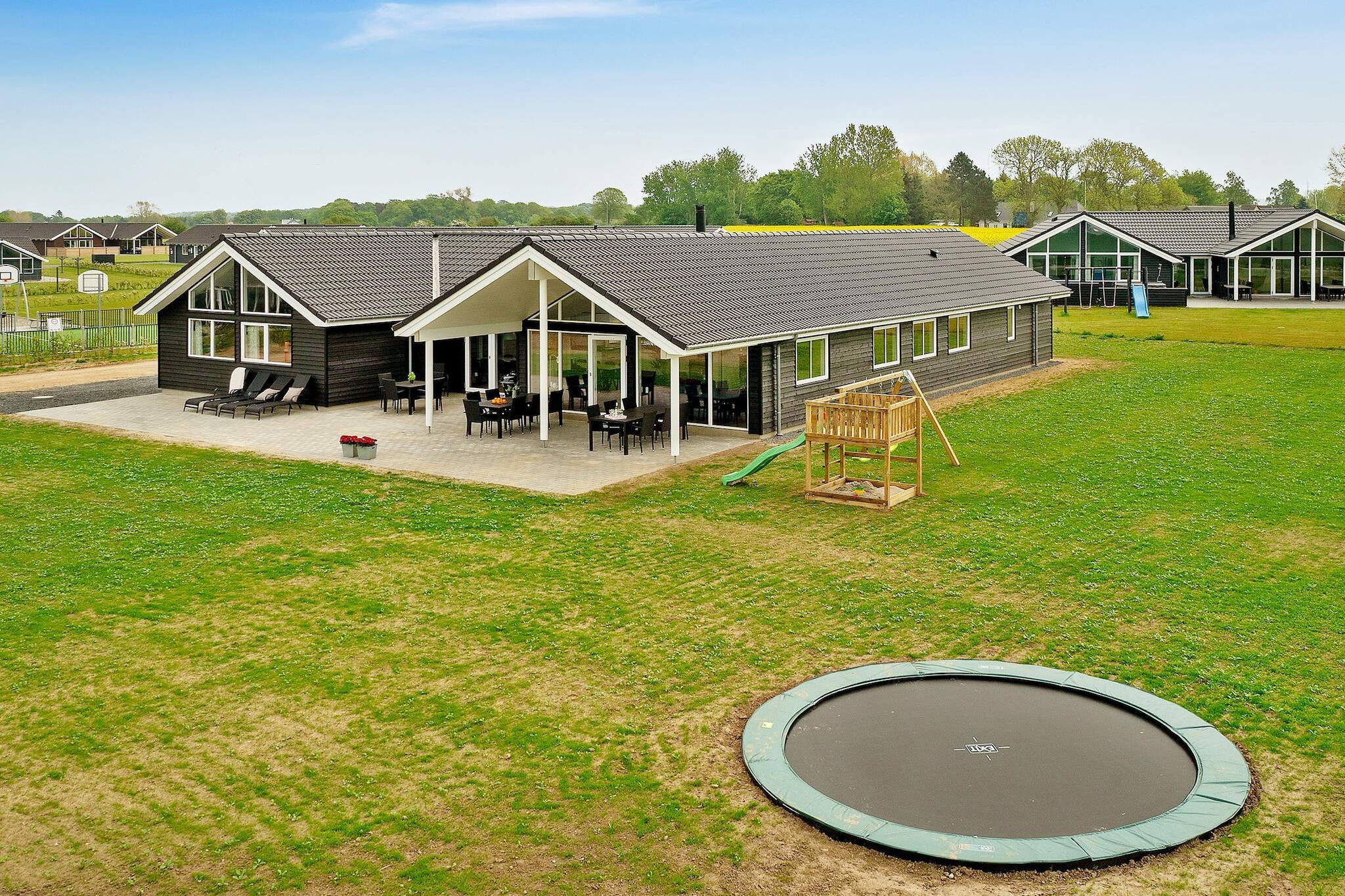 18 Personen Ferienhaus in Bogense