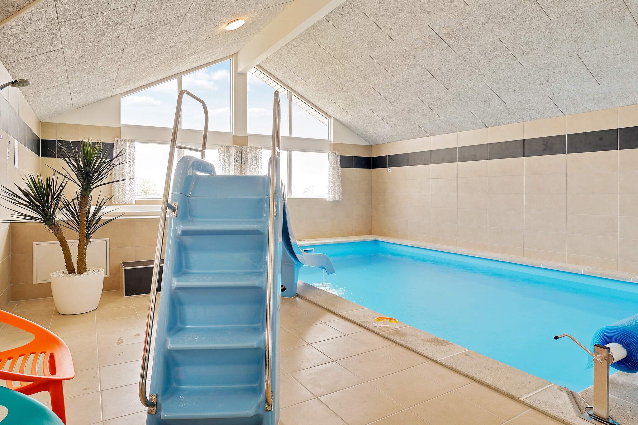 18 Personen Ferienhaus in Bogense - Schwimmbad