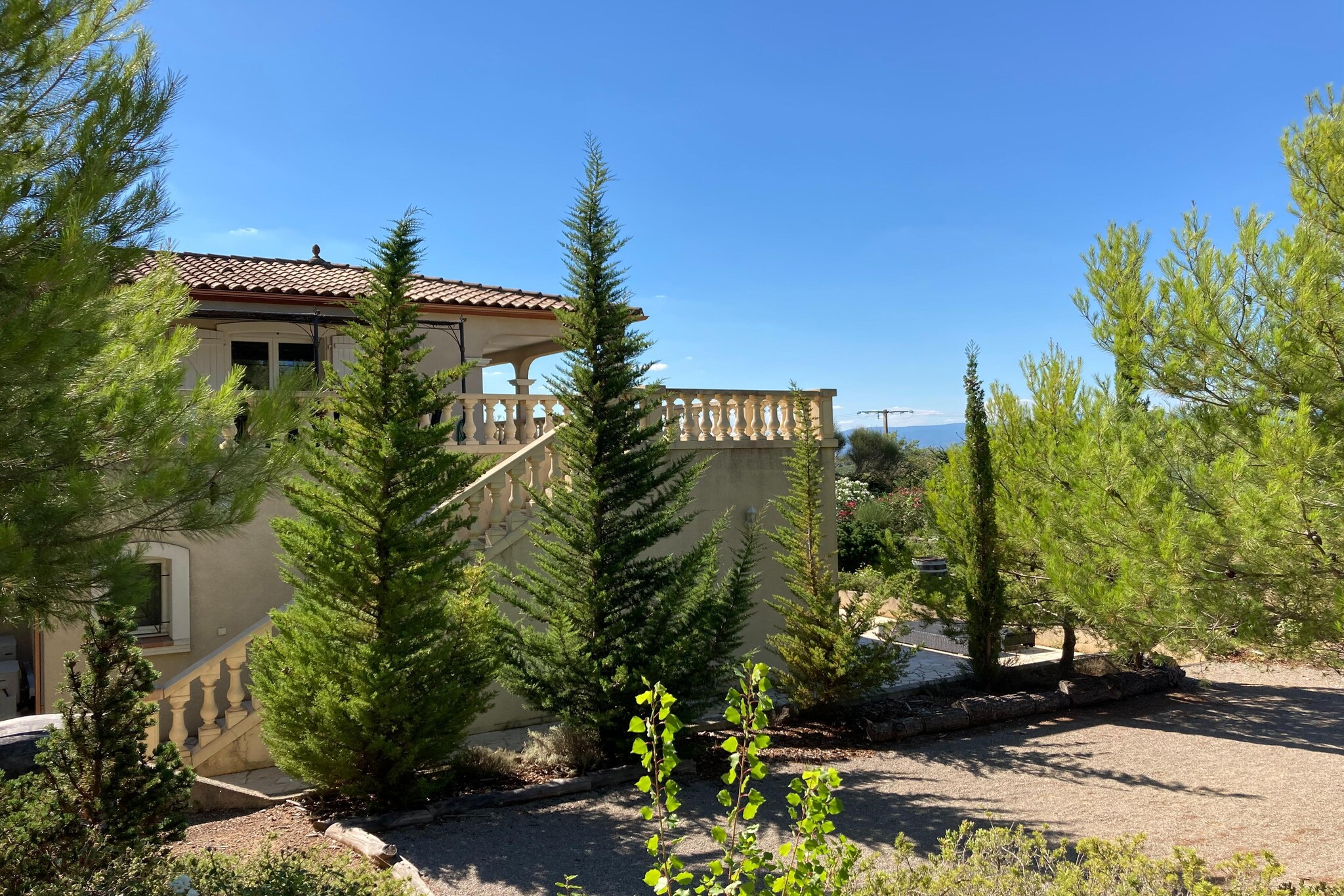 Exterior Summer