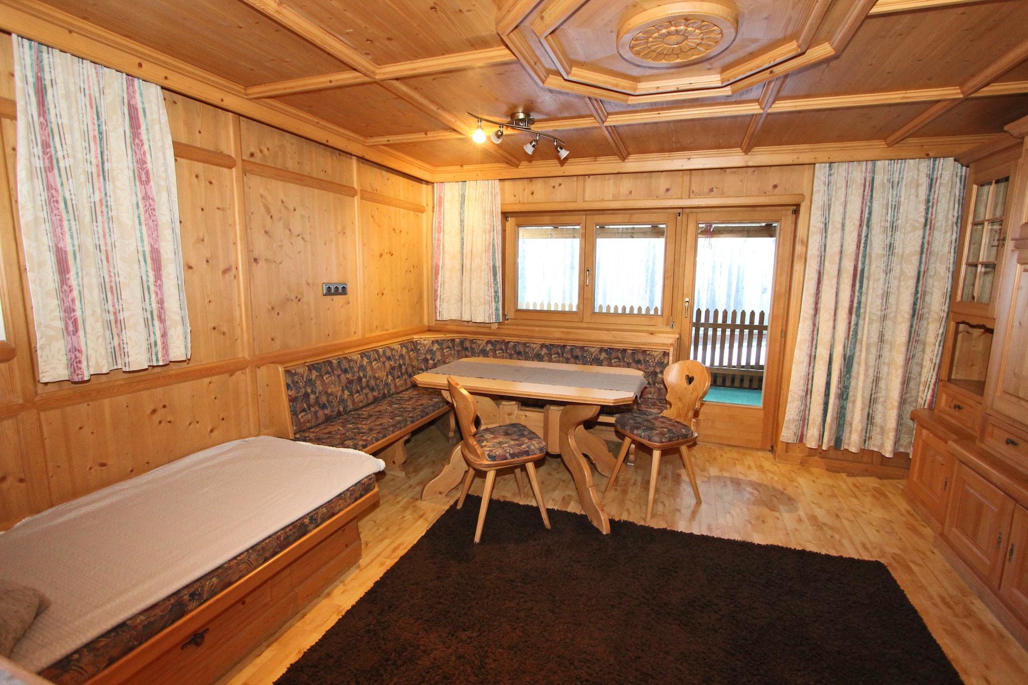 Beautiful flat in Kaltenbach near the ski area