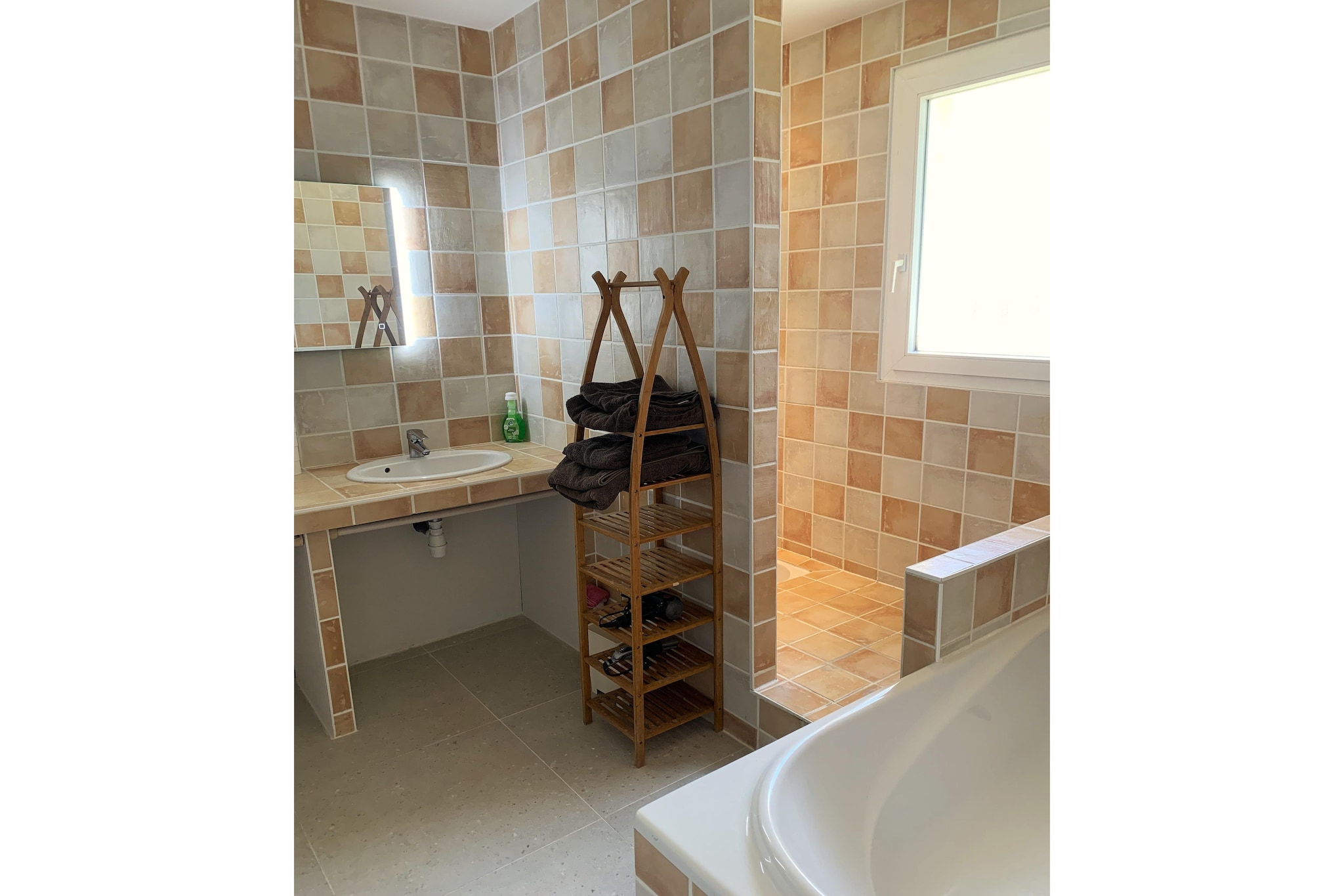 Villa Petite Champagne-Badkamer