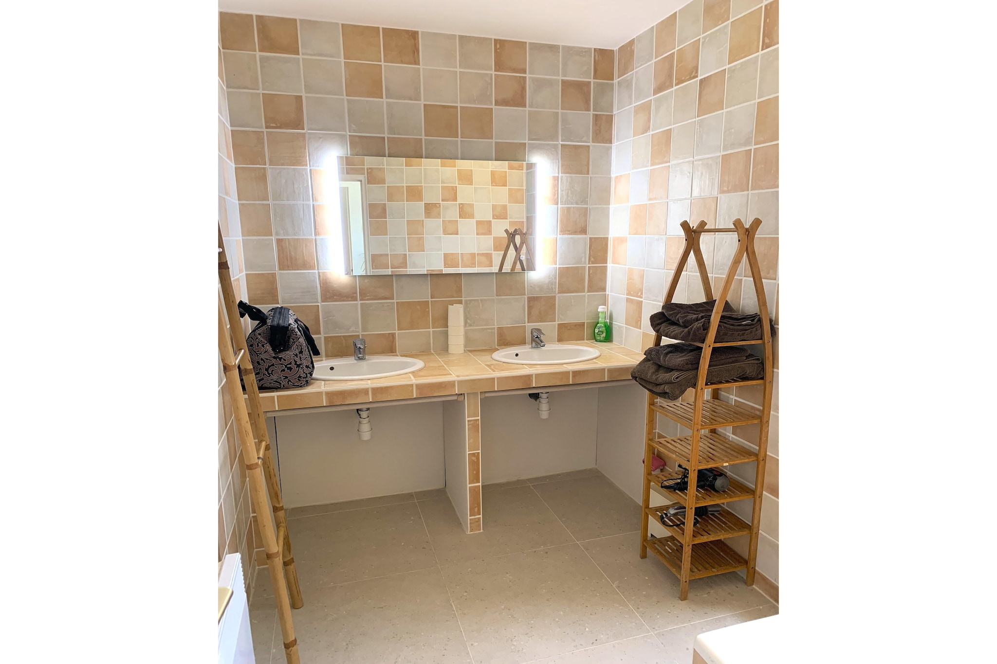 Villa Petite Champagne-Badkamer