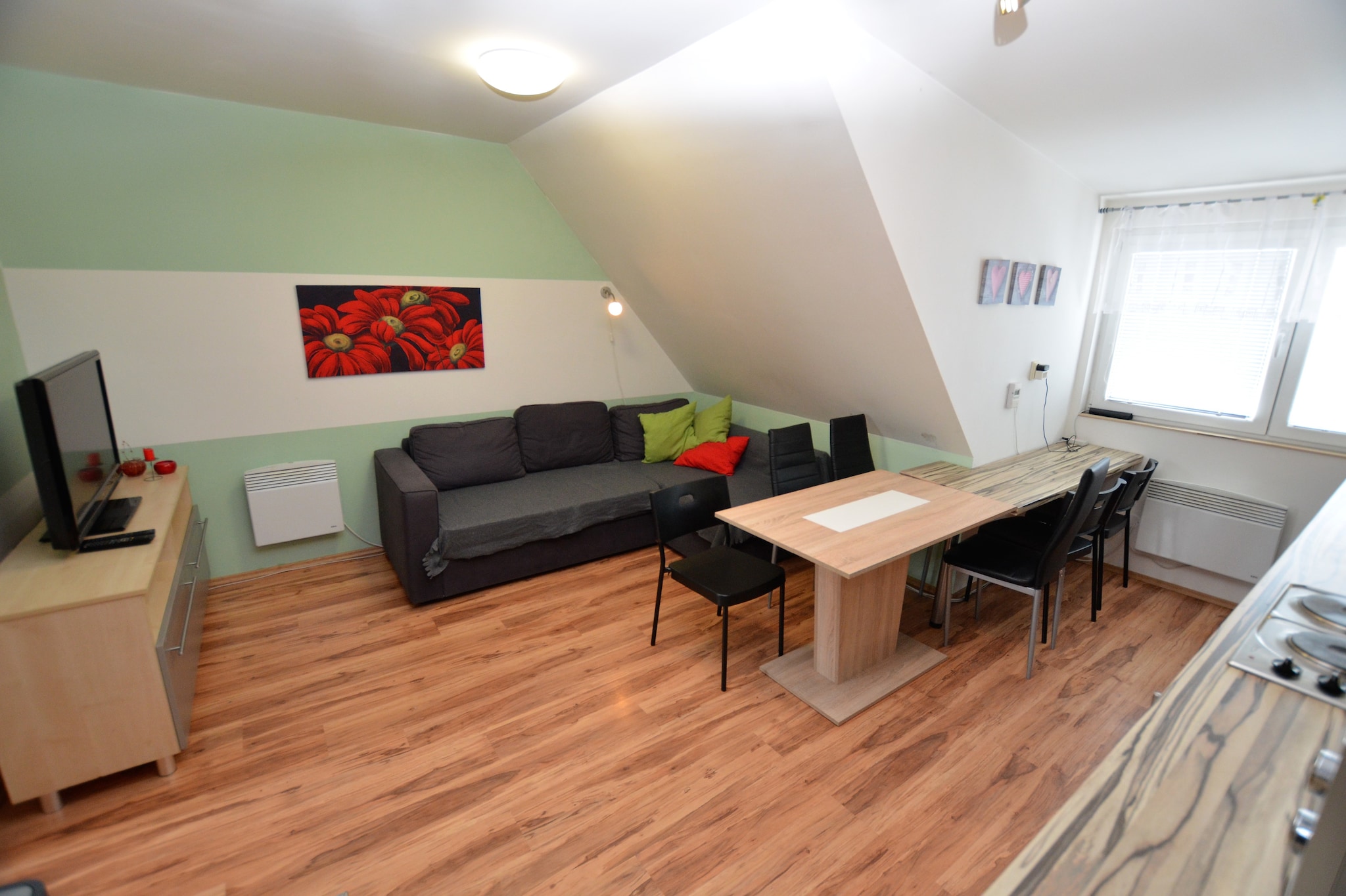 An optional utilities and service fee of EUR 80,00 will be charged before your arrival. Details are given below.<br> This charming 2-bedroom holiday home in Medenec, nestled in the Ore Mountains near the Giant Mountains, offers a cozy and spacious stay for up to 9 guests. Perfect for groups or families seeking a ski vacation, it features two levels and is close to the Keilberg ski area, just 11 km away. Nature lovers will appreciate the nearby forest, while general supplies are conveniently available in Kovárská. Ski enthusiasts can enjoy slopes like AlÅ¡ovka just 2 km from the house, or explore the KlÃnovec ski resort and its lifts nearby. The property is pet-friendly and ideal for children. The house is well-furnished with electric heating and fireplaces in both living rooms. A small fenced garden provides a safe outdoor space. For summer activities, bike rentals are available in KlÃnovec, enhancing your mountain adventure experience. <br><b> Optional Utilities & Service Package </b><br><b> An optional utilities and service package of EUR 80,00 </b> can be selected prior to your arrival. You will receive a separate communication with the payment link should you wish to include it.<br>This package ensures a seamless stay and conveniently covers services such as final cleaning, utility consumption, service support, and protection against minor damages or incidental costs during your stay.<br>Guests who prefer may manage these services independently, provided the property is returned in good order at check-out.