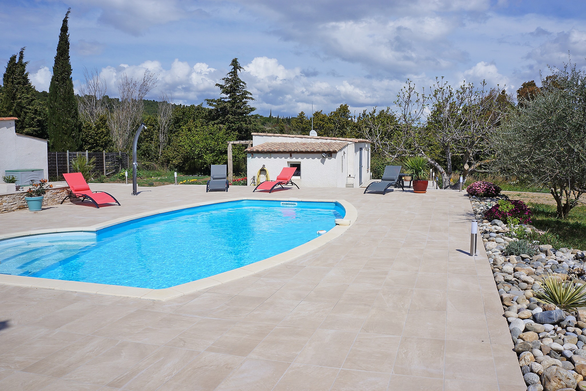 Exterior Summer