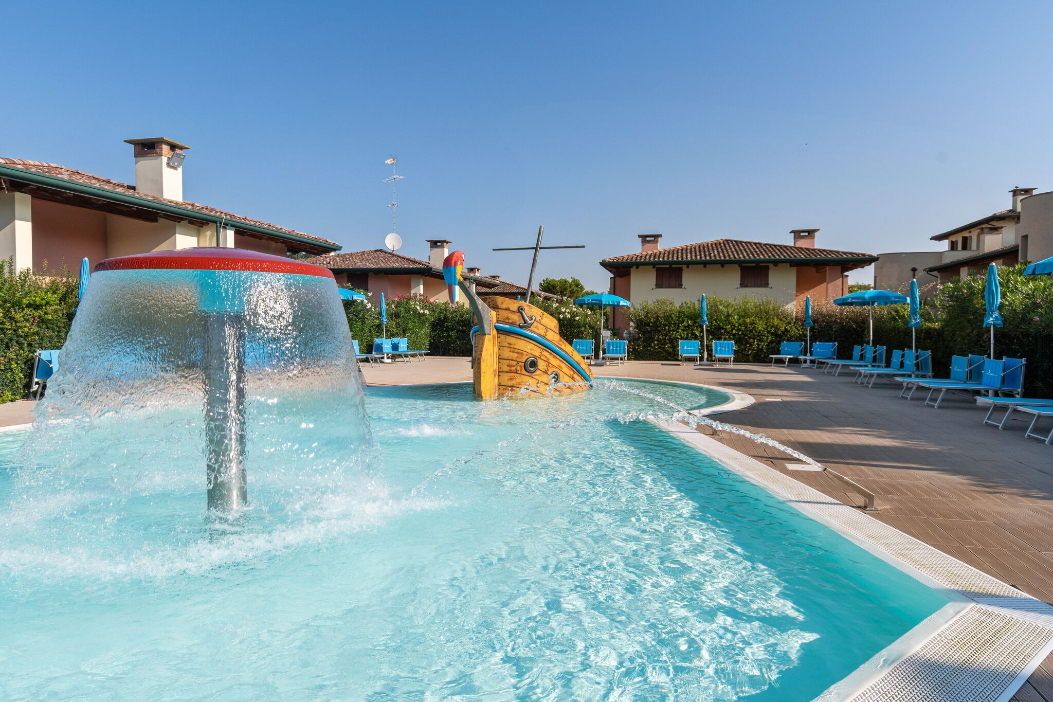 Knus vakantiehuis in Lido delle Nazioni met zwembad
