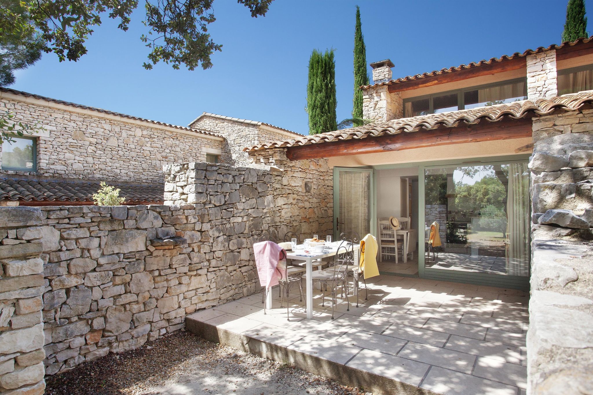 Neat holiday home with AC, 3 km. from the center of Gordes