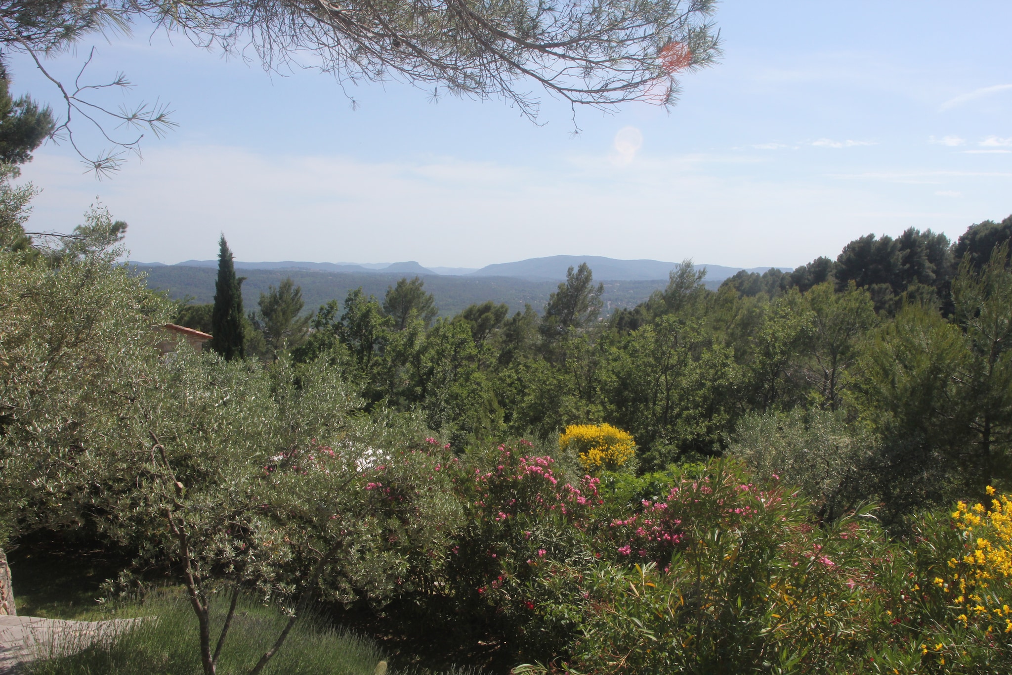 Lavagne-View summer
