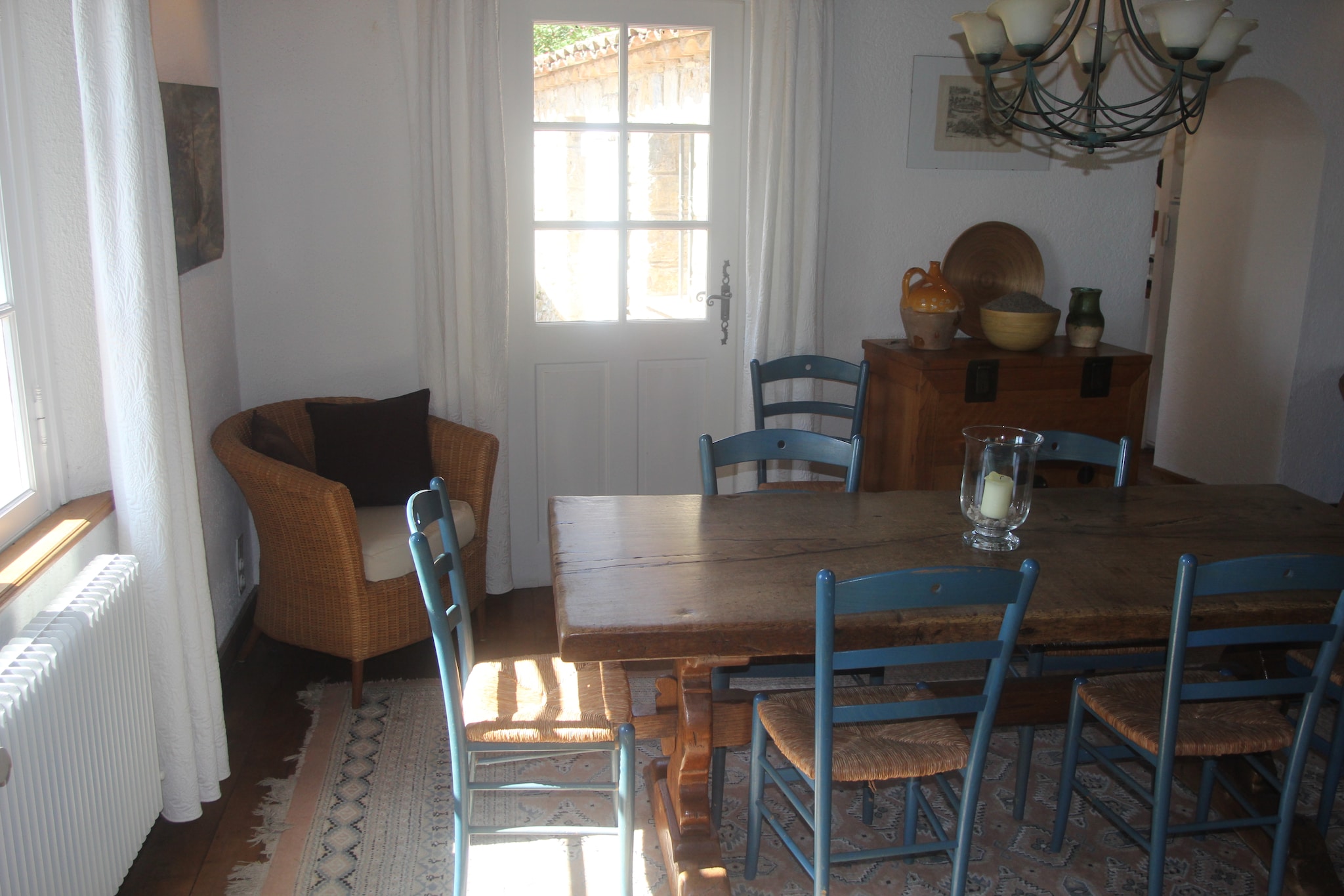Lavagne-Dining room