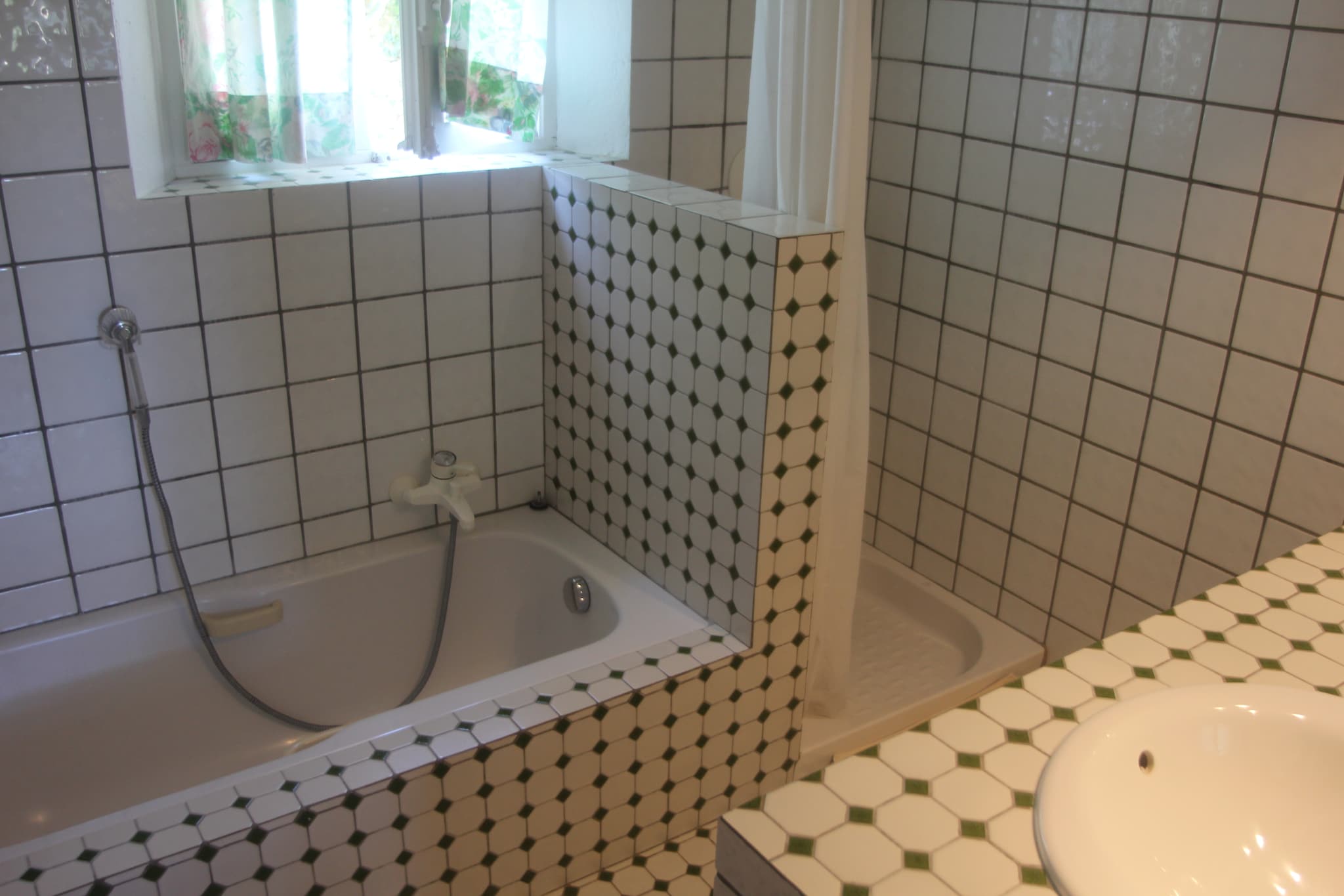 Lavagne-Bathroom