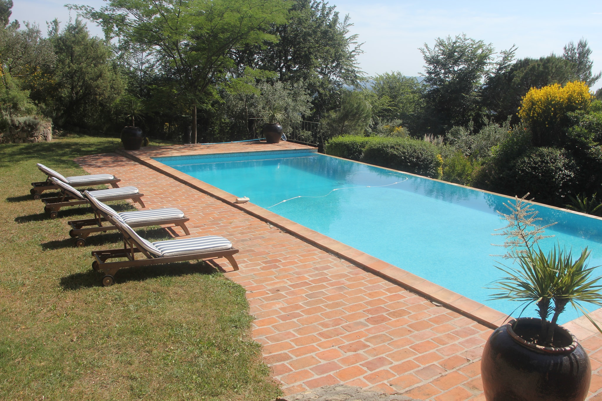 Lavagne-Pool