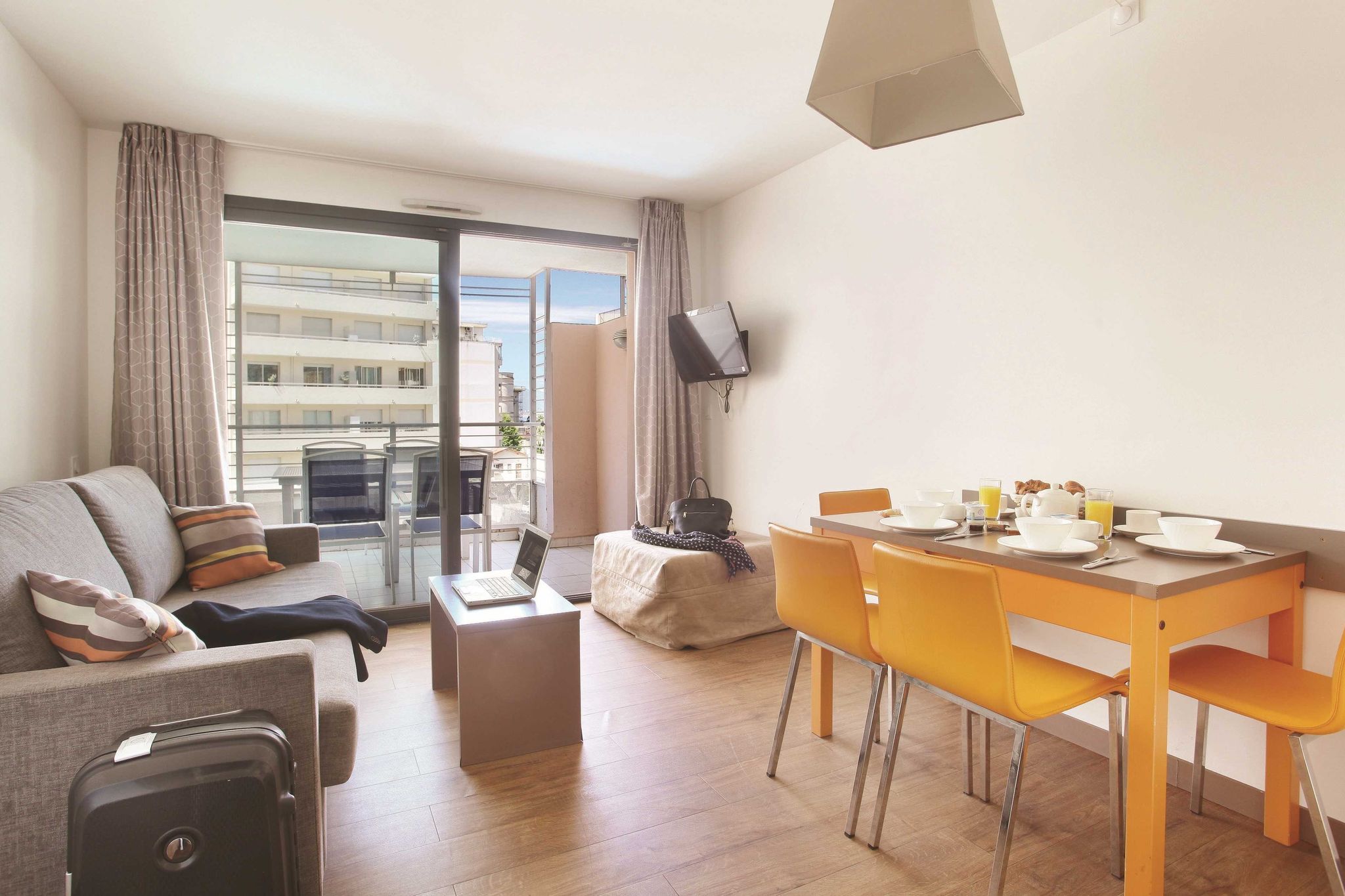 Neat apartment with air conditioning in the heart of Cannes