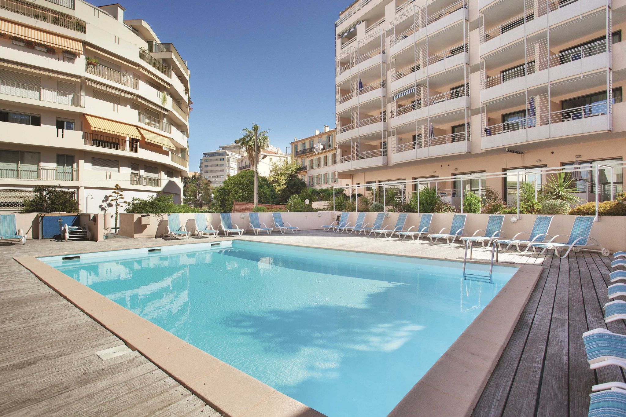 Gepflegtes Apartment mit Klimaanlage im Herzen von Cannes