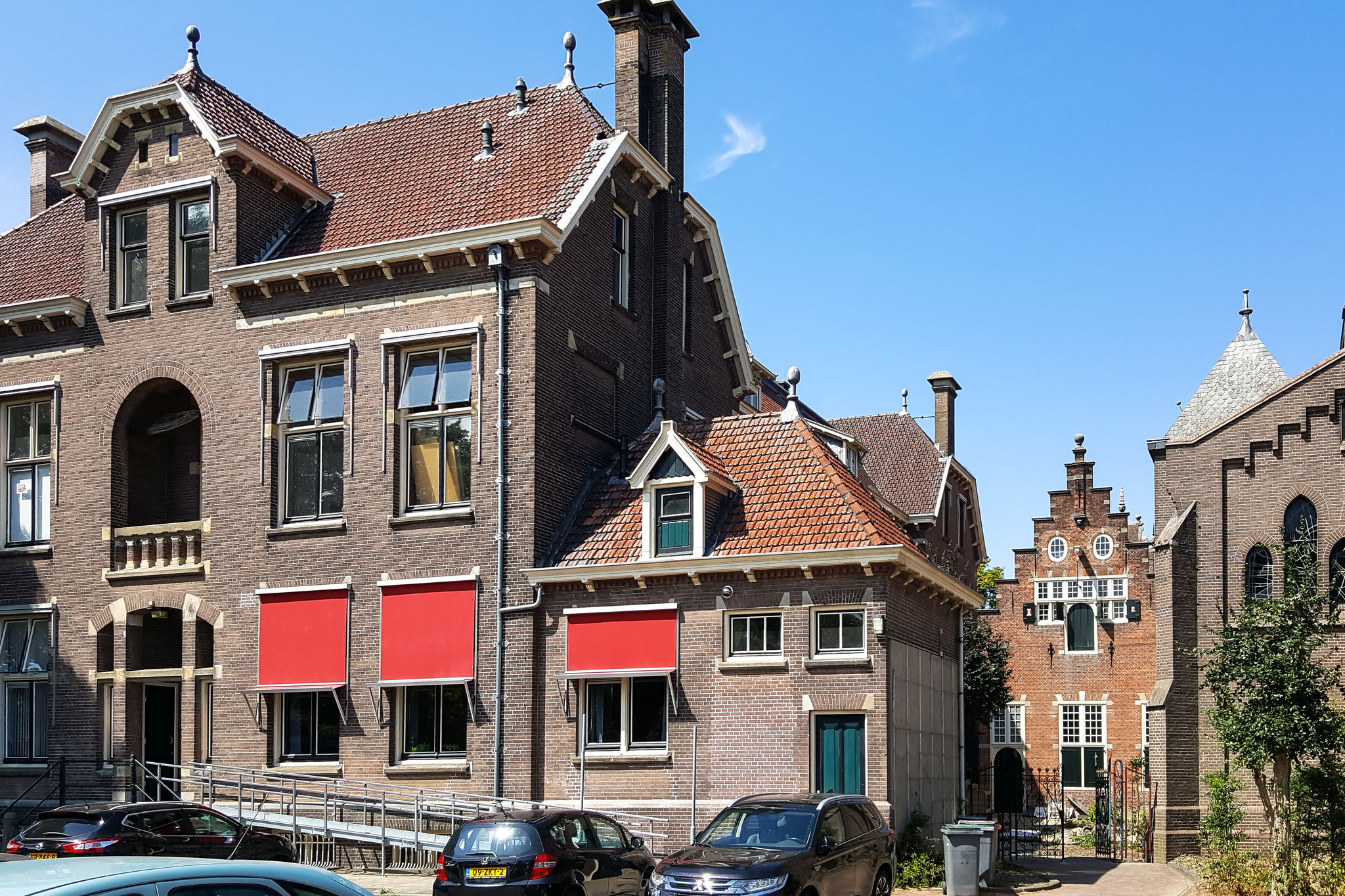 Luxurious Holiday Home in Enkhuizen with Parking