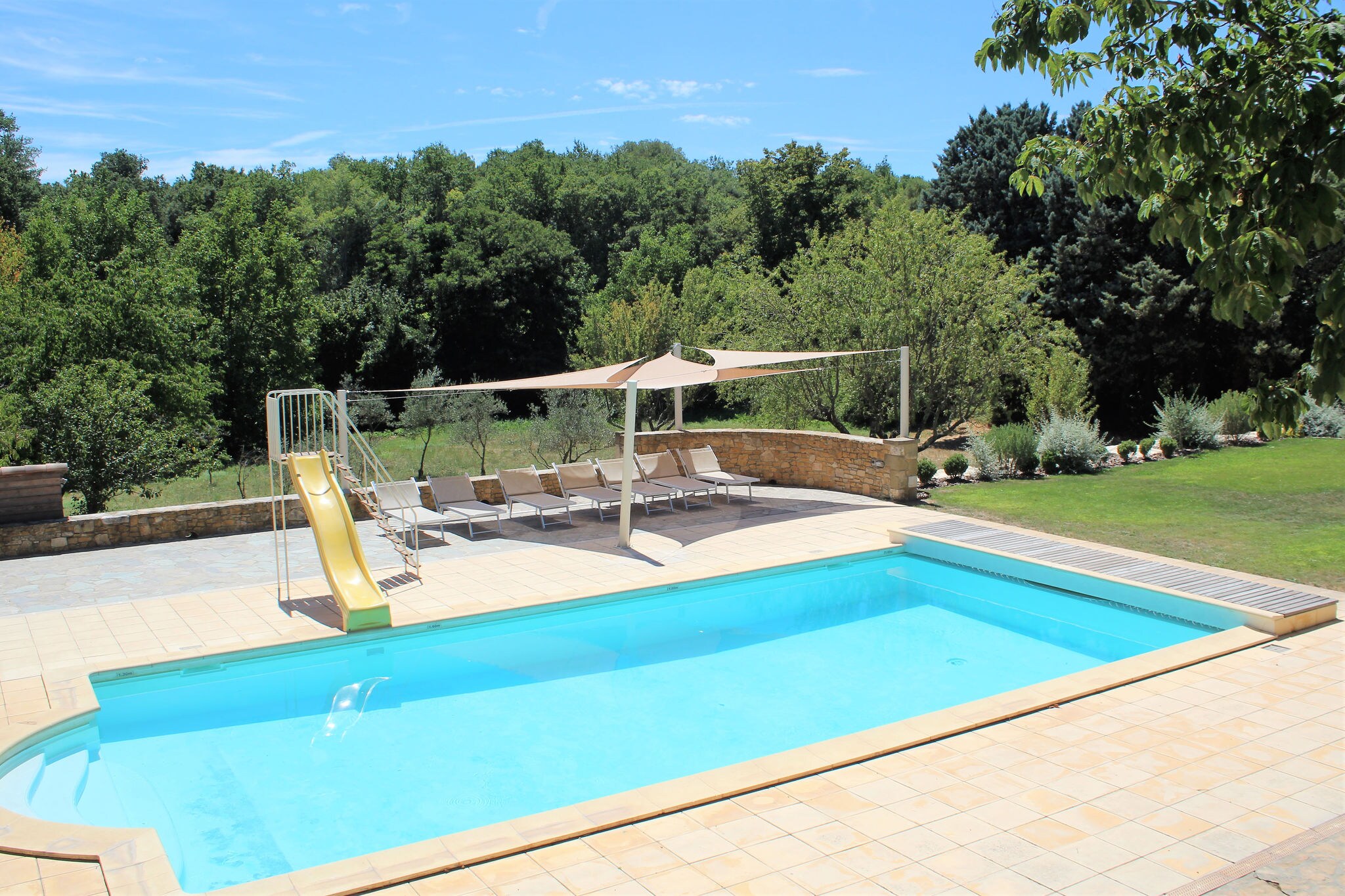 Holiday Home in Saint-Marcel-de-Careiret with Heated Pool