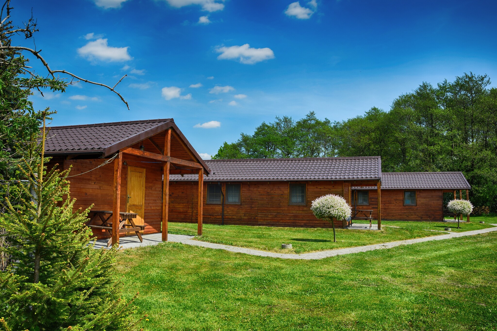 Serene Bungalow in DarÅ‚owo with Large Garden