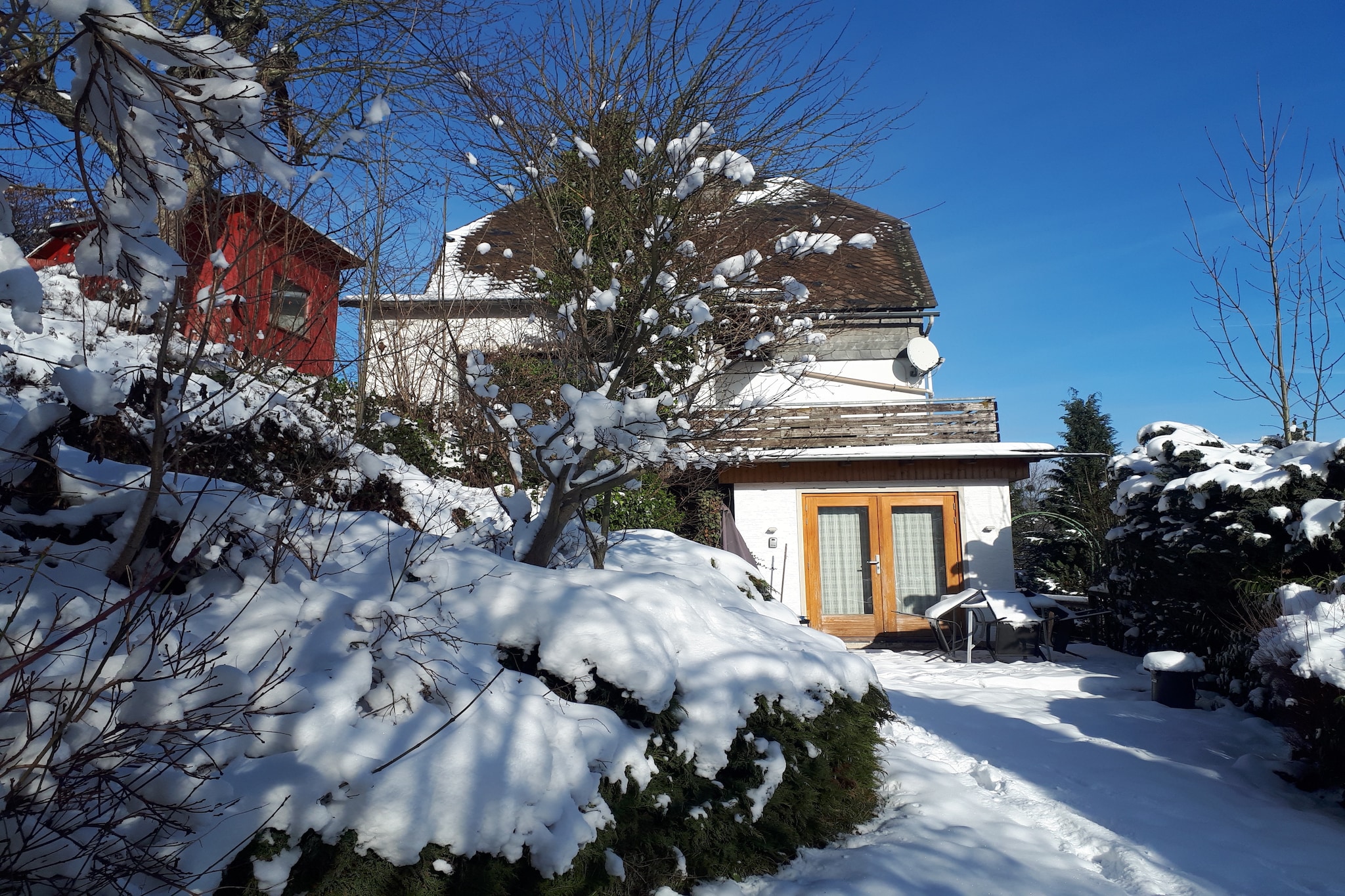 Helle Wohnung bei Willingen mit Terrasse