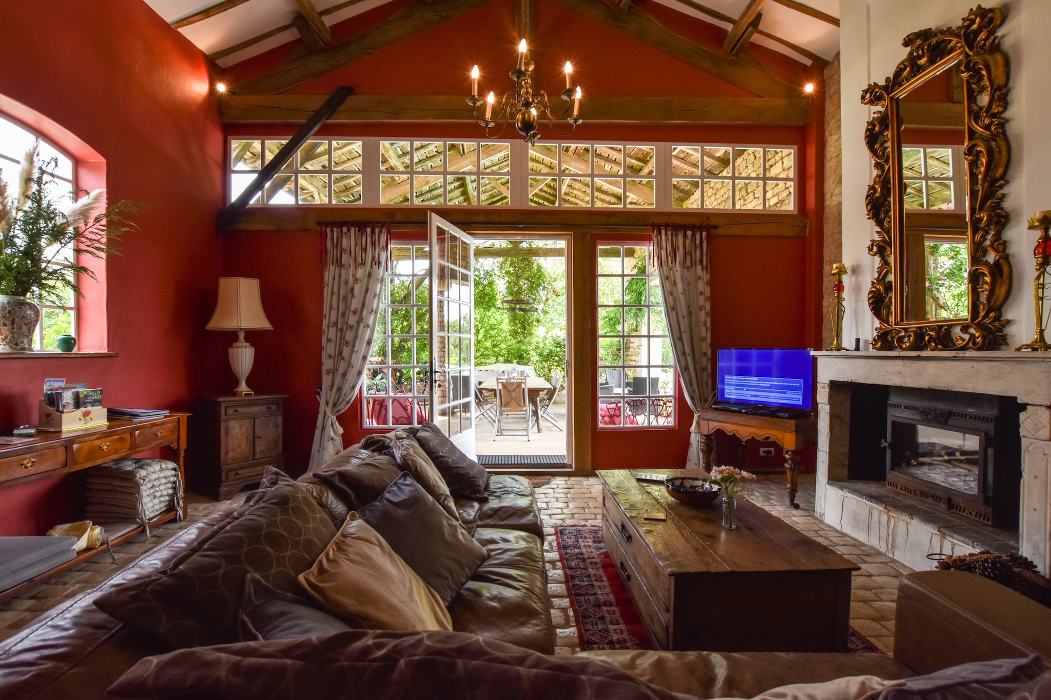 Maison de vacances cosy à La Forêt-de-Tessé. Piscine privée