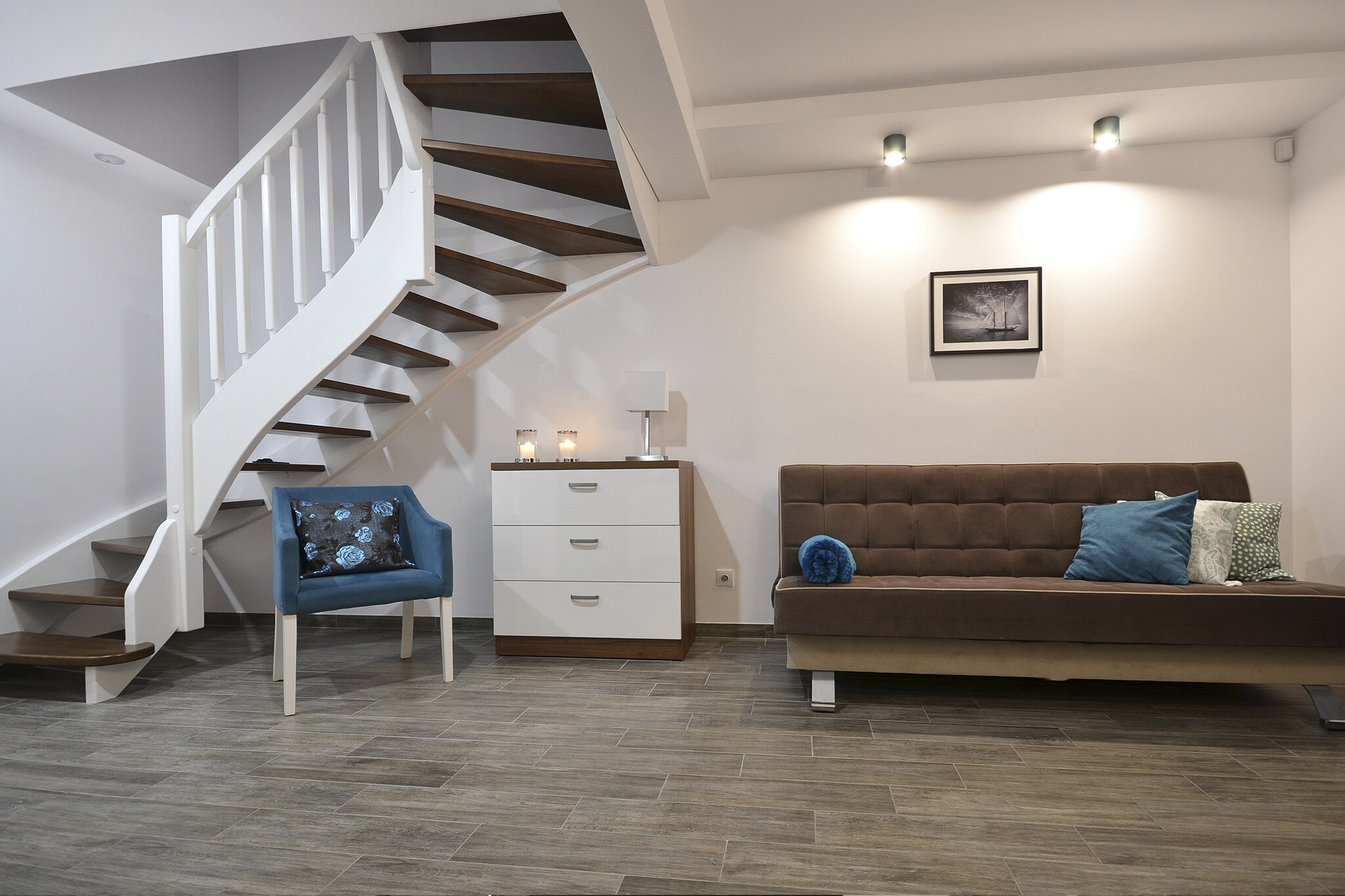 Duplex apartments 300 m from the sea. Living room, 2 bedrooms, own terrace.