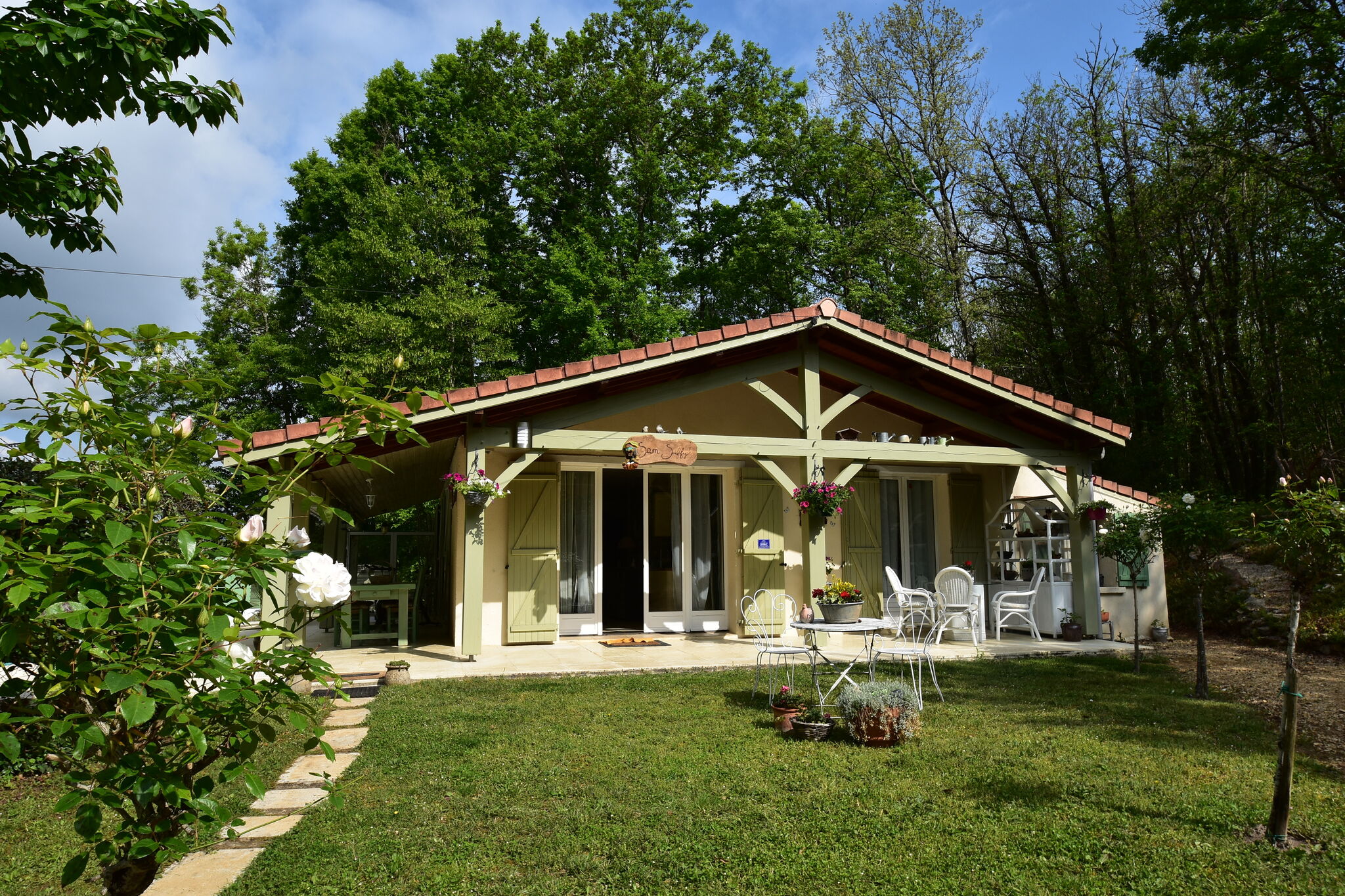 Rustig vakantiehuis in Aquitaine, in het bos gelegen