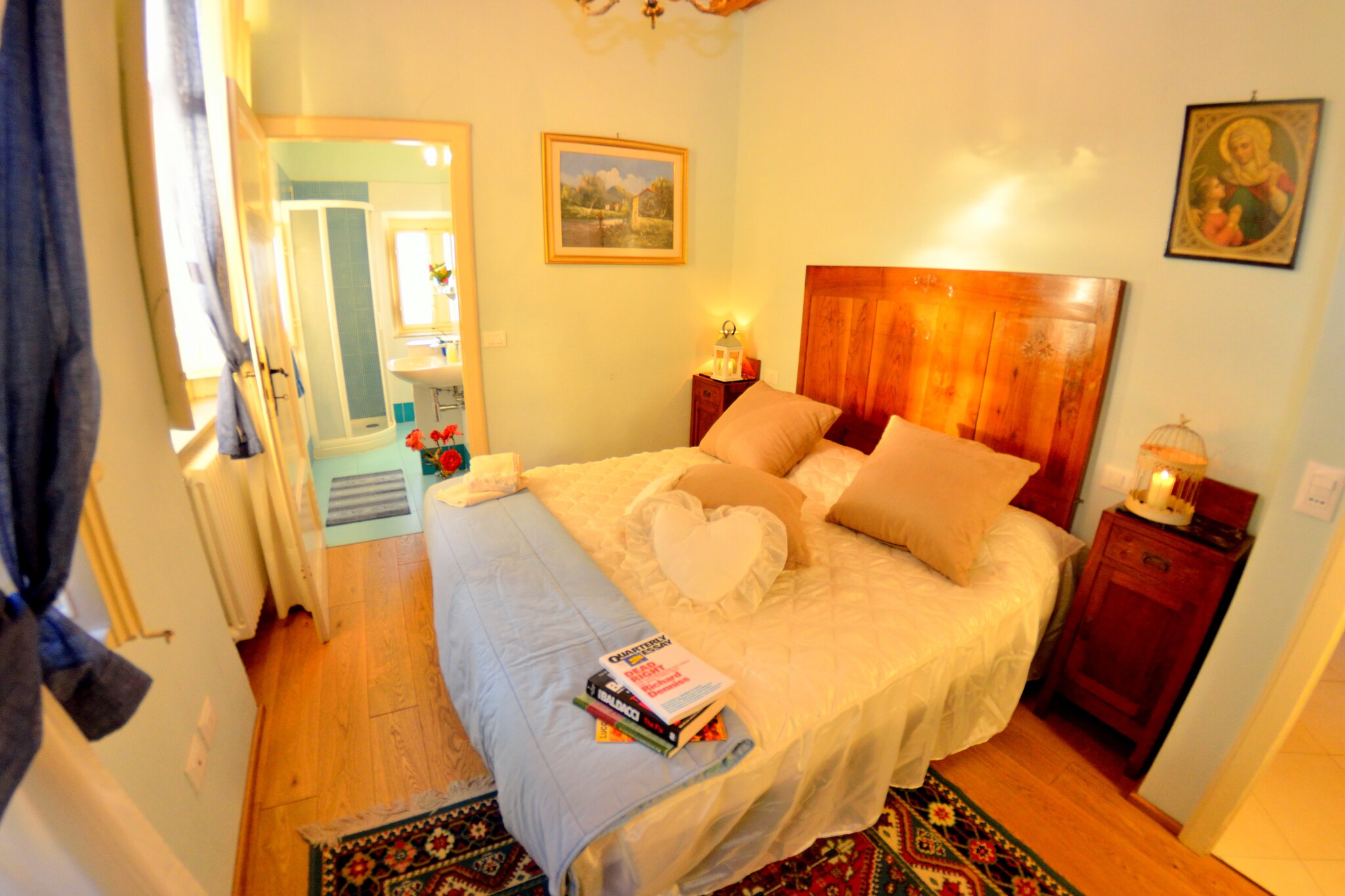 This delightful 2nd-floor apartment in the heart of Lucca offers a cozy living room with a TV, a fully equipped kitchen with modern appliances, and two inviting bedrooms. The master bedroom features a double bed, while the second bedroom offers a bunk bed, making it ideal for families or small groups. A bathroom with a shower and a private terrace complete the living spaces, providing a peaceful retreat after a day of exploration.

Guests can enjoy the convenience of central gas heating and a washing machine. The private terrace is perfect for outdoor dining or simply relaxing with a book. Please note that pets are not allowed, ensuring a serene environment for all guests.

Located just 100 meters from the city center, this apartment offers easy access to Lucca's historic attractions. Stroll along the well-preserved Renaissance walls, visit the iconic Guinigi Tower with its rooftop garden, or explore the beautiful Lucca Cathedral. For dining, the city boasts a variety of excellent restaurants, including the renowned Buca di Sant'Antonio and the contemporary L'Imbuto. Whether you're interested in history, architecture, or cuisine, Lucca has something to offer every traveler.