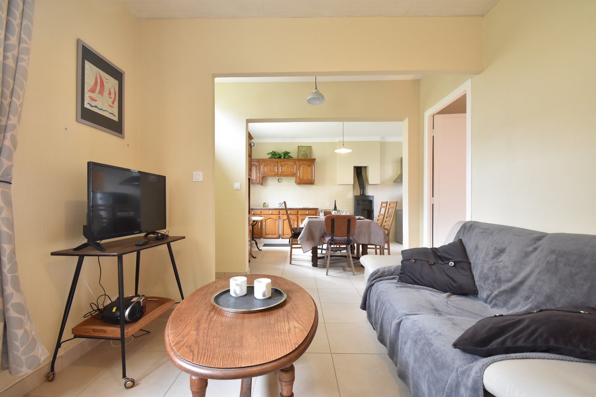 Located in Saint-Marcouf, this bright holiday home is perfect for a weekend getaway. It can accommodate up to 6 guests and has 3 bedrooms. It has an enclosed garden where you can enjoy your evening teatime and a heating.
About Belvilla
When you stay in a Belvilla home, you can rest assured of a unique holiday home in ideal surroundings at an attractive price. The portfolio of accommodations consists of more than 40,000-holiday homes in 20 European countries. Interested in a weekend getaway, a summer or winter sports holiday or simply a short break? Do you prefer the coast, the countryside or the mountains? Whatever your preference, there is a Belvilla home to meet your needs, from a cosy gîte for two to a castle big enough for the entire family, from an apartment in the heart of Rome to a cabin in the middle of nowhere, from a simple tree house to a luxury dream villa and from close to home to the other side of Europe.
A Belvilla home gives you the freedom to enjoy breakfast in your pyjamas or continue a good conversation into the morning hours without having to worry about the bar's closing time. Prepare gourmet meals with fresh local ingredients in your own kitchen and take advantage of having your own swimming pool to do as many cannonballs as you want! In other words, you can enjoy complete privacy in your home away from home.