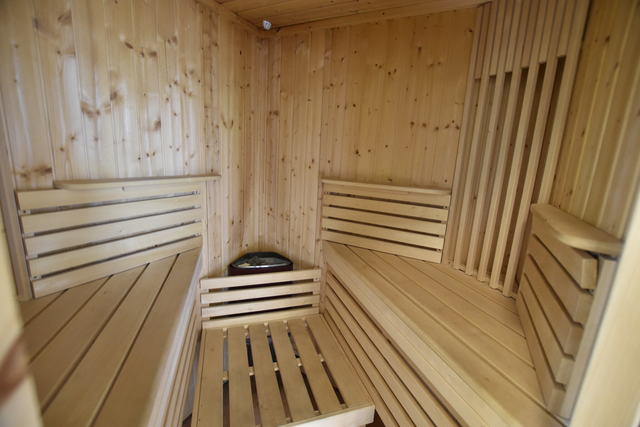 Spacious Home, Zierow