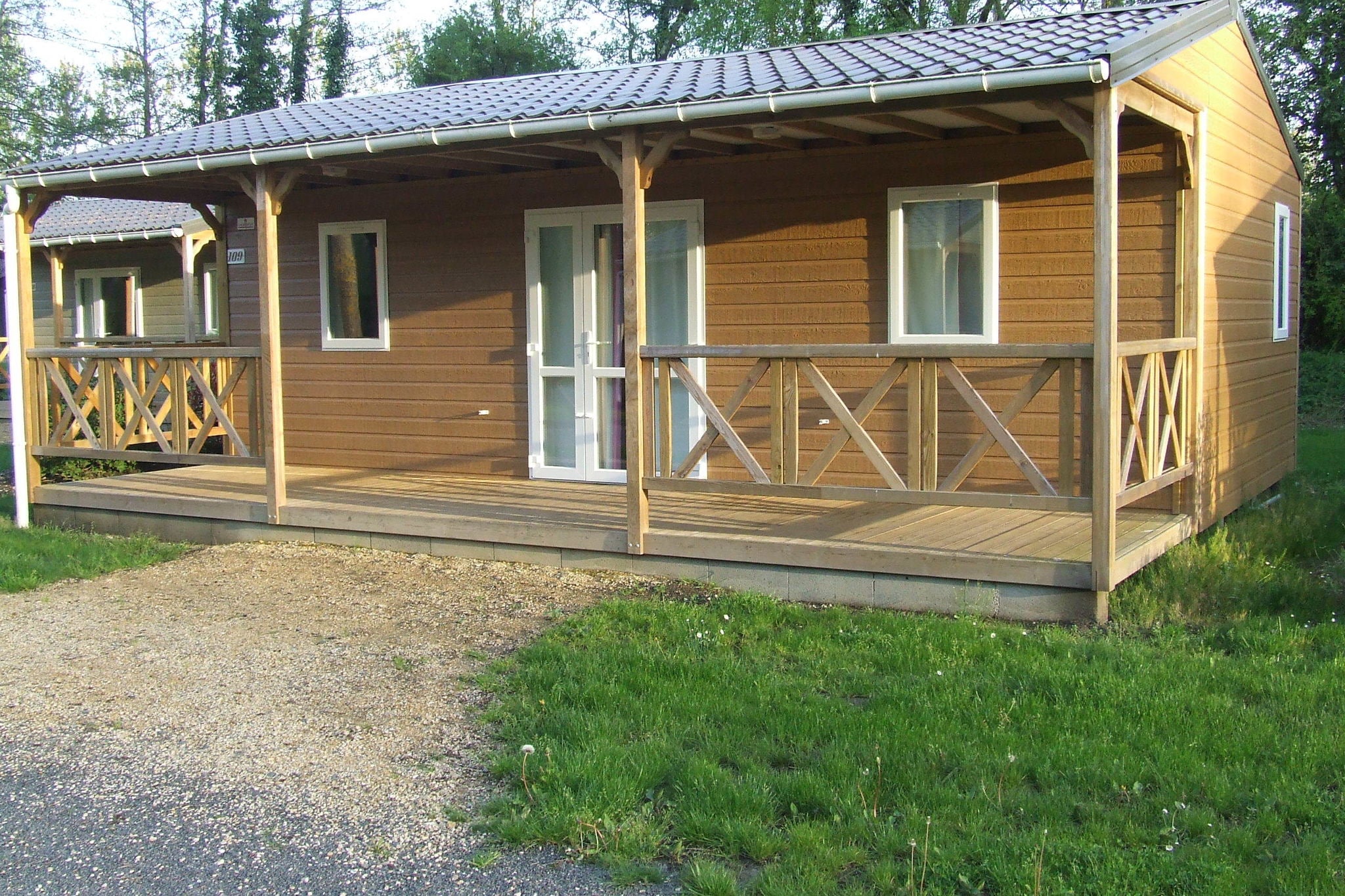Detached chalet with dishwasher, located in natural region