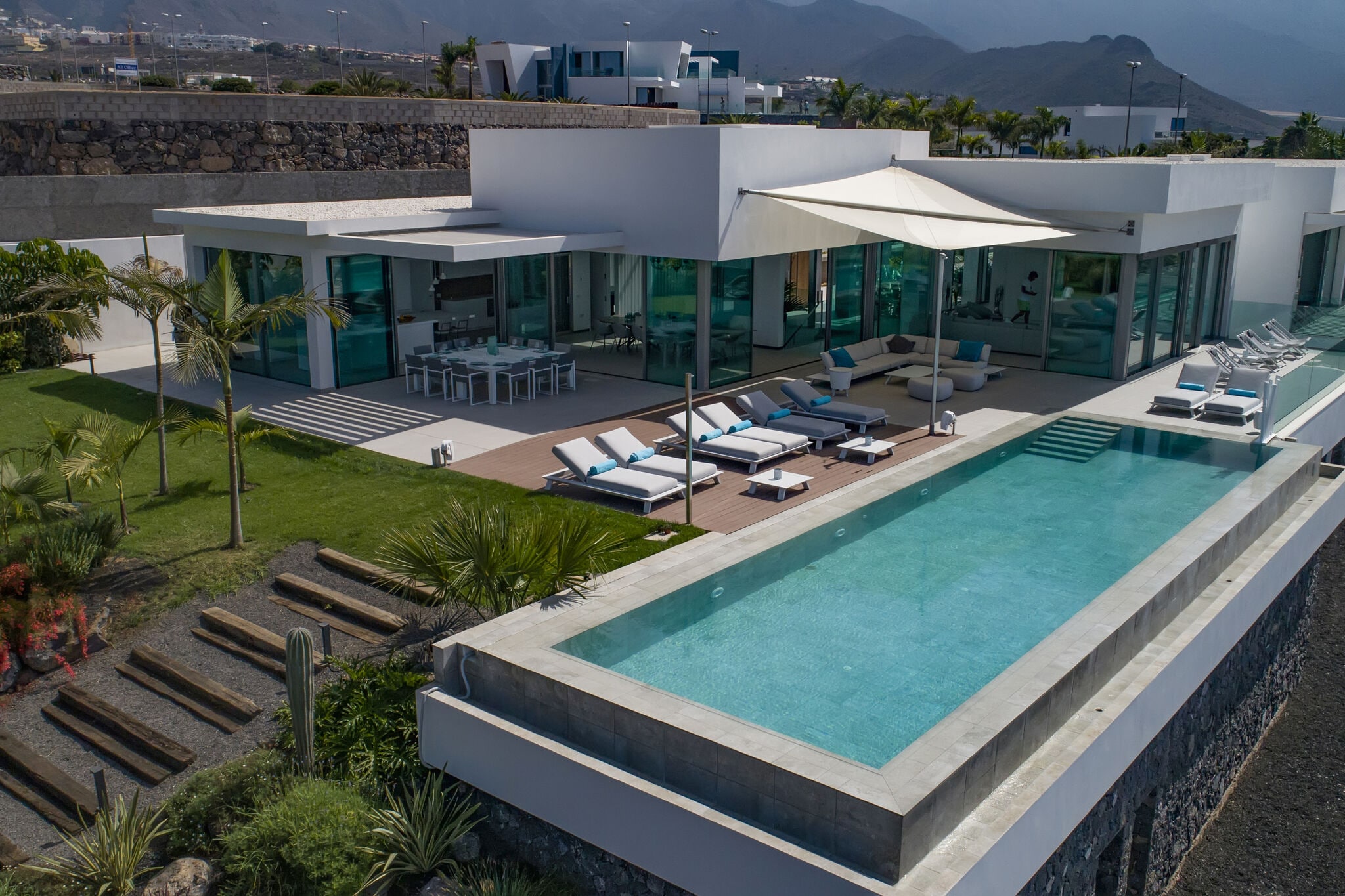 Plush Villa in Adeje with Infinity Pool, Sea-View & Large Terrace