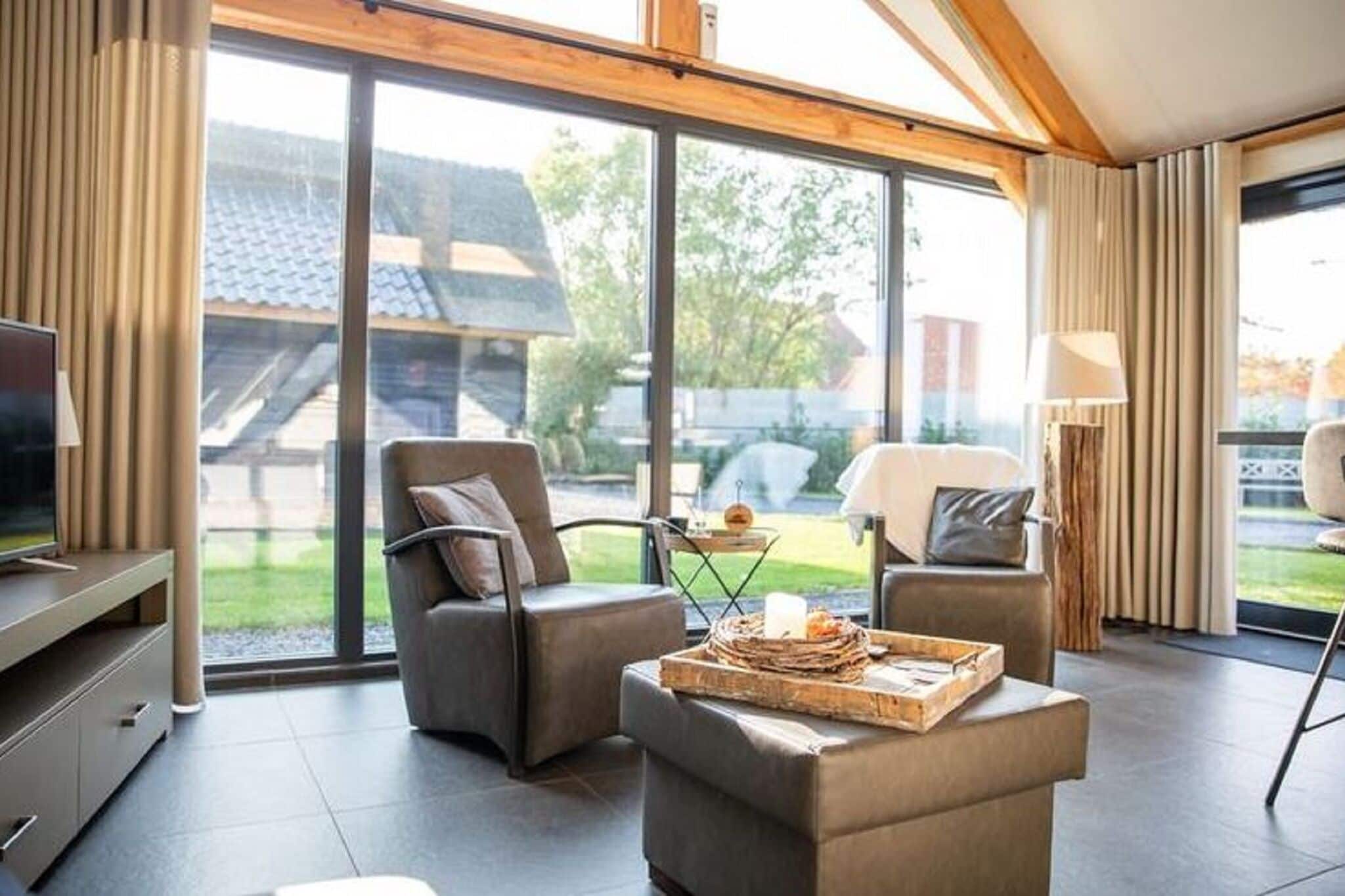 Luxe villa in Noord-Brabant met rieten dak